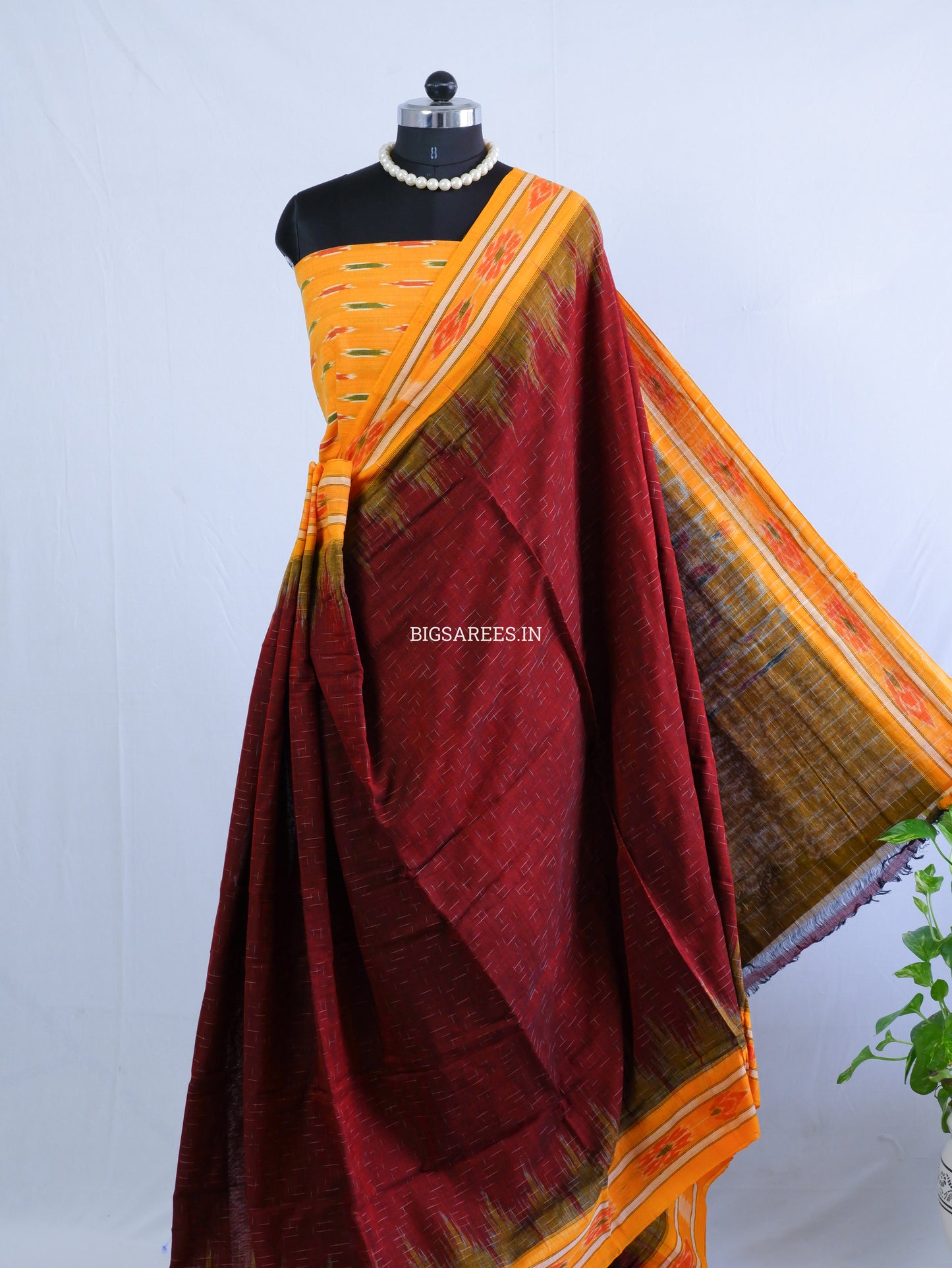 Sambalpuri Ikat Handwoven Saree | Cotton | Maroon