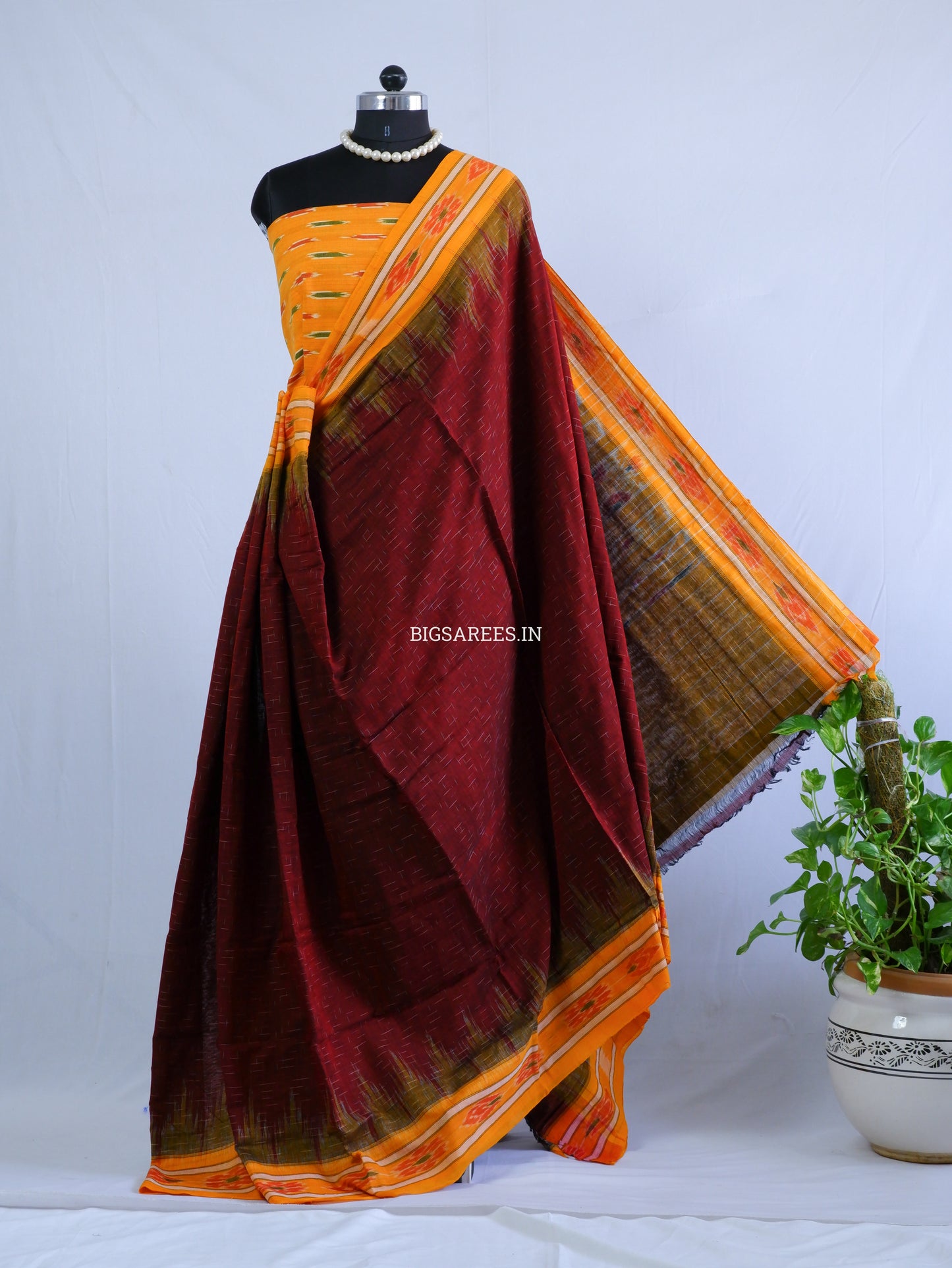 Sambalpuri Ikat Handwoven Saree | Cotton | Maroon