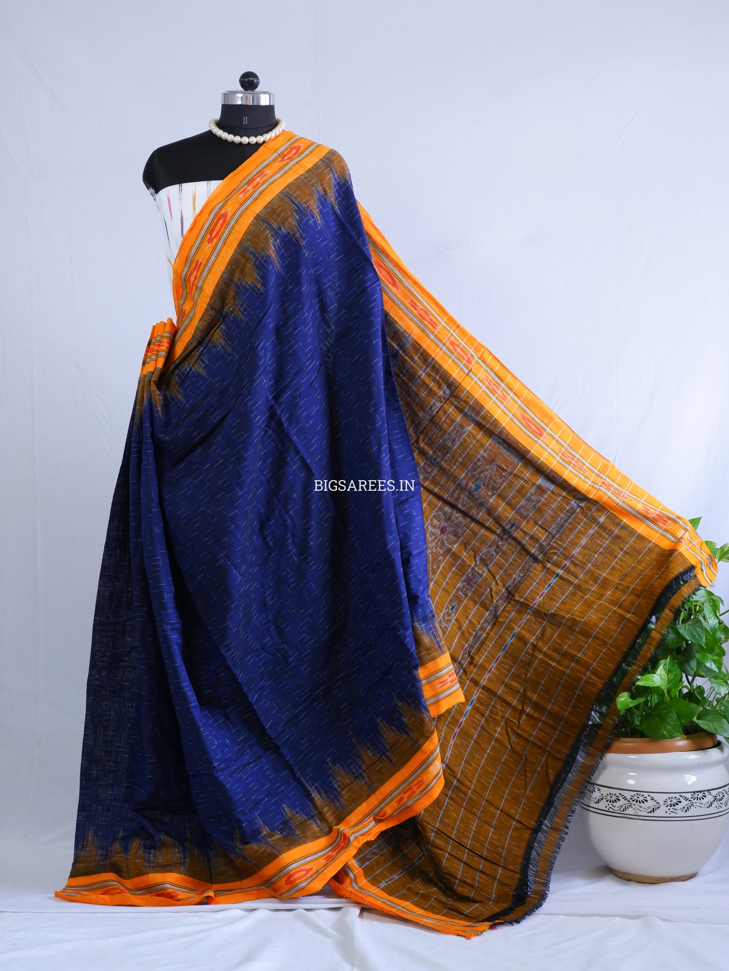 Sambalpuri Ikat Handwoven Saree | Cotton | Dark Blue