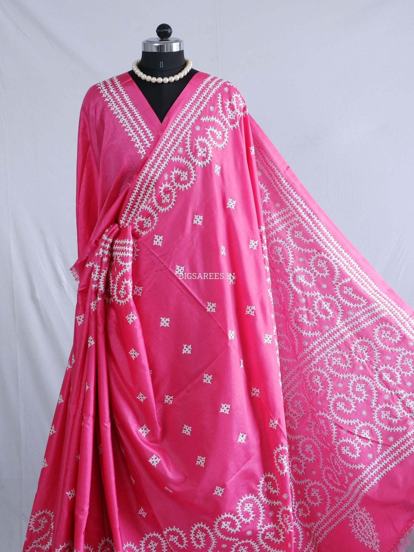 Kutchi/Gujarati Hand Embroidered Saree  | Blended Bangalore Silk / Art Silk | Pink