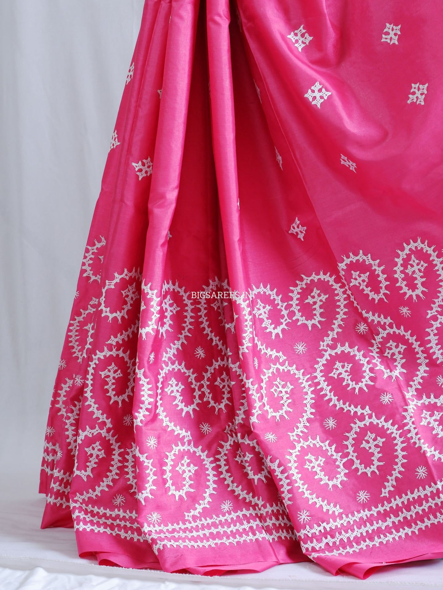 Kutchi/Gujarati Hand Embroidered Saree  | Blended Bangalore Silk / Art Silk | Pink