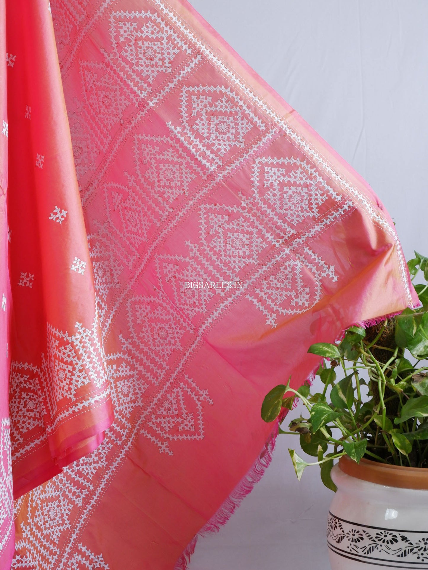 Kutchi/Gujarati Hand Embroidered Saree  | Blended Bangalore Silk / Art Silk | Carrot Pink (Dual Tone)