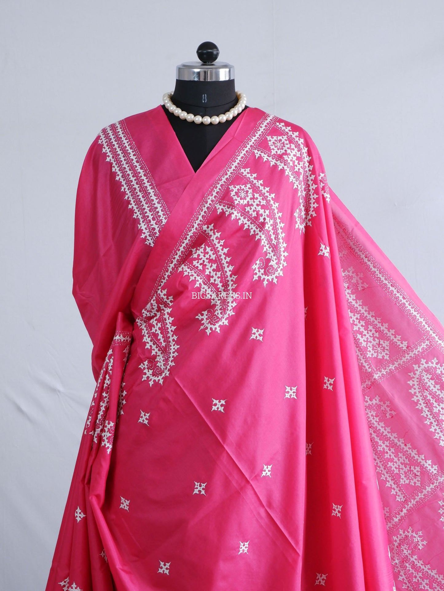 Kutchi/Gujarati Hand Embroidered Saree  | Blended Bangalore Silk / Art Silk | Pink