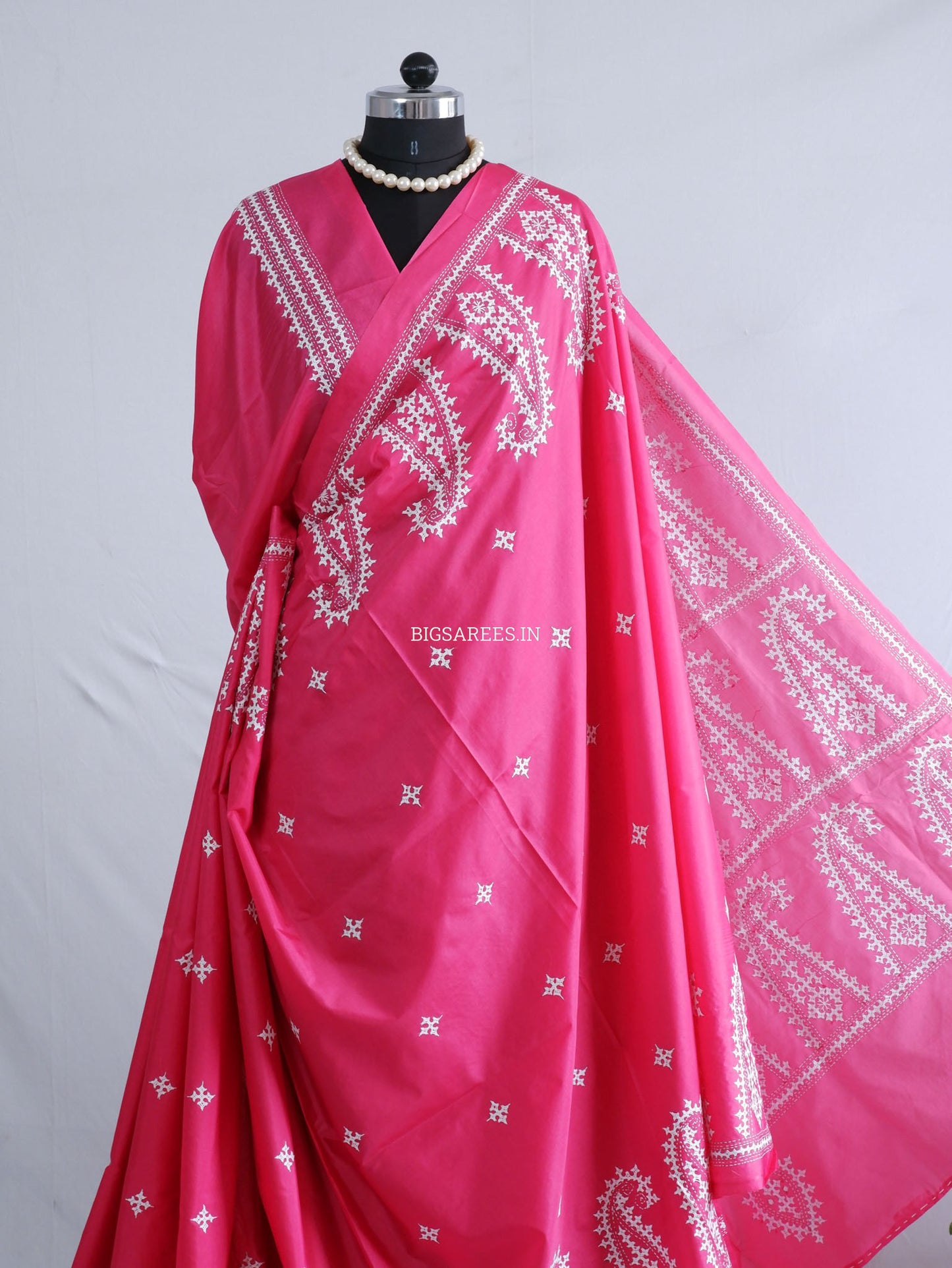 Kutchi/Gujarati Hand Embroidered Saree  | Blended Bangalore Silk / Art Silk | Pink
