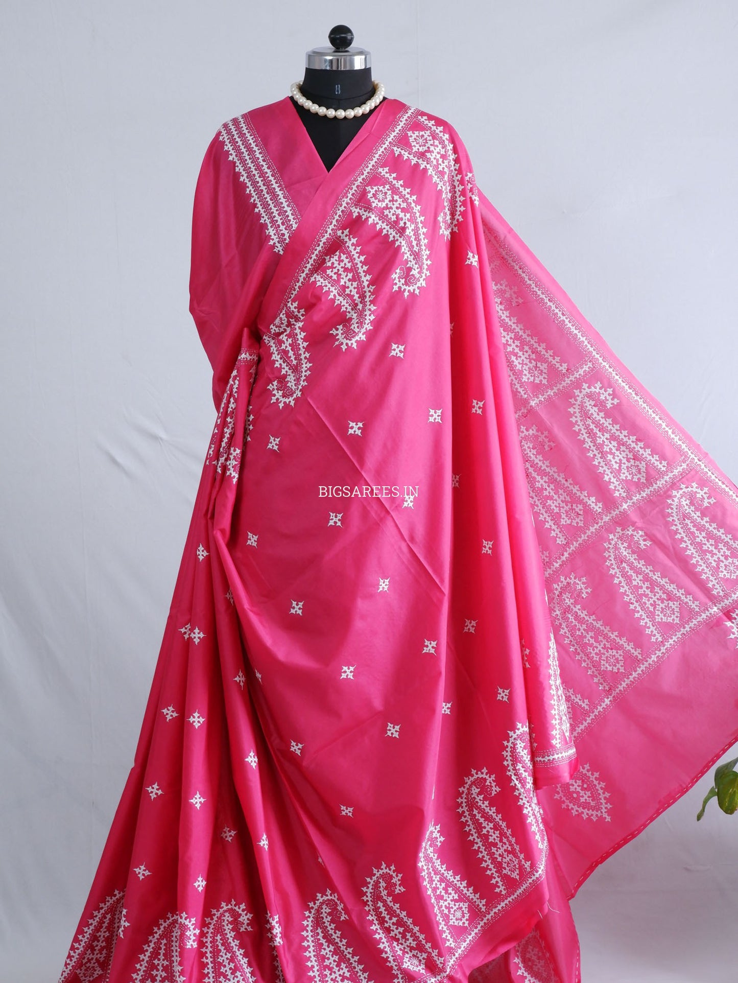 Kutchi/Gujarati Hand Embroidered Saree  | Blended Bangalore Silk / Art Silk | Pink