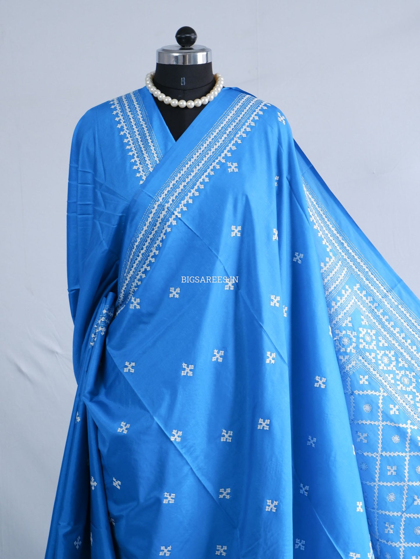 Kutchi/Gujarati Hand Embroidered Saree  | Blended Bangalore Silk / Art Silk | Royal Blue