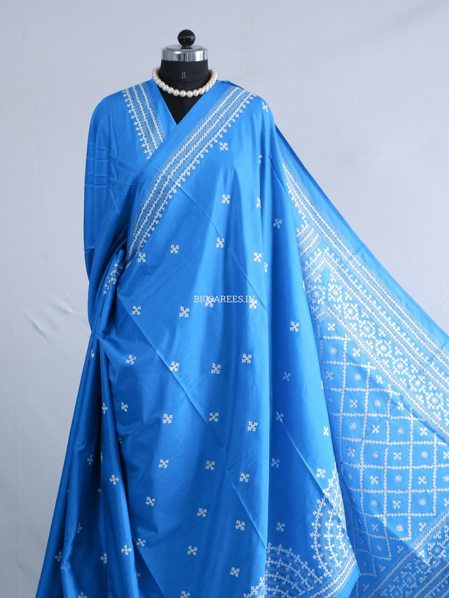 Kutchi/Gujarati Hand Embroidered Saree  | Blended Bangalore Silk / Art Silk | Royal Blue