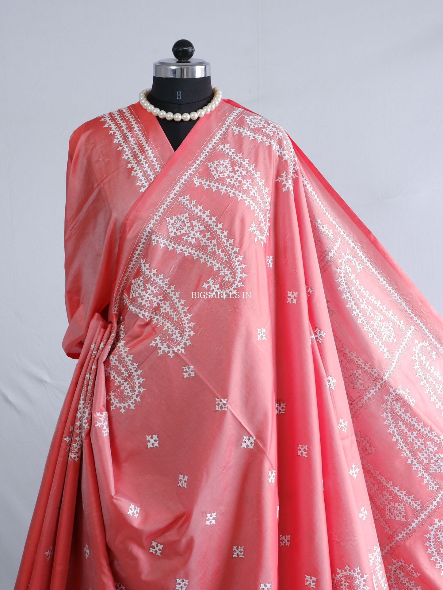 Kutchi/Gujarati Hand Embroidered Saree  | Blended Bangalore Silk / Art Silk | Cherry Pink (Dual Tone)