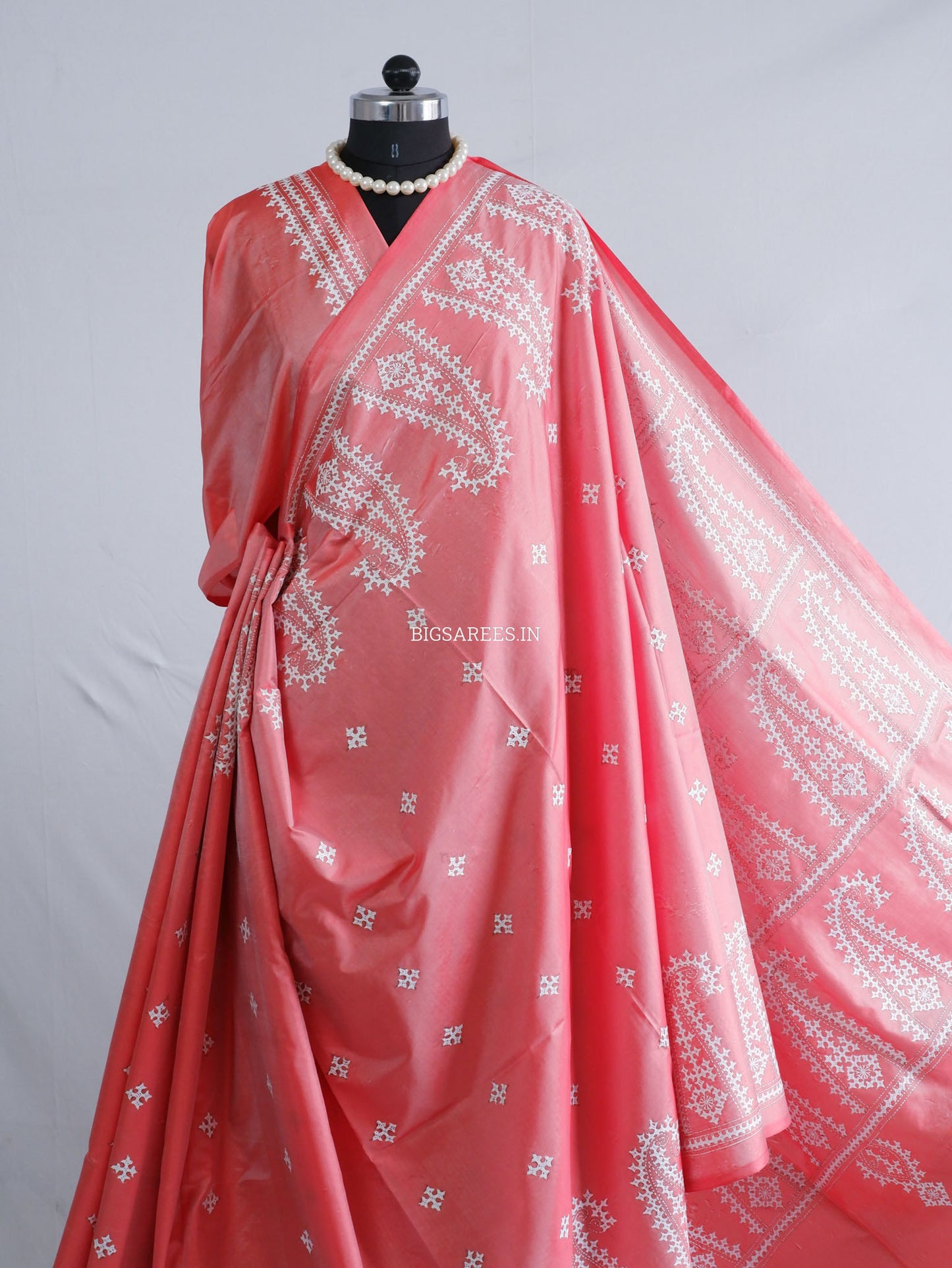 Kutchi/Gujarati Hand Embroidered Saree  | Blended Bangalore Silk / Art Silk | Cherry Pink (Dual Tone)
