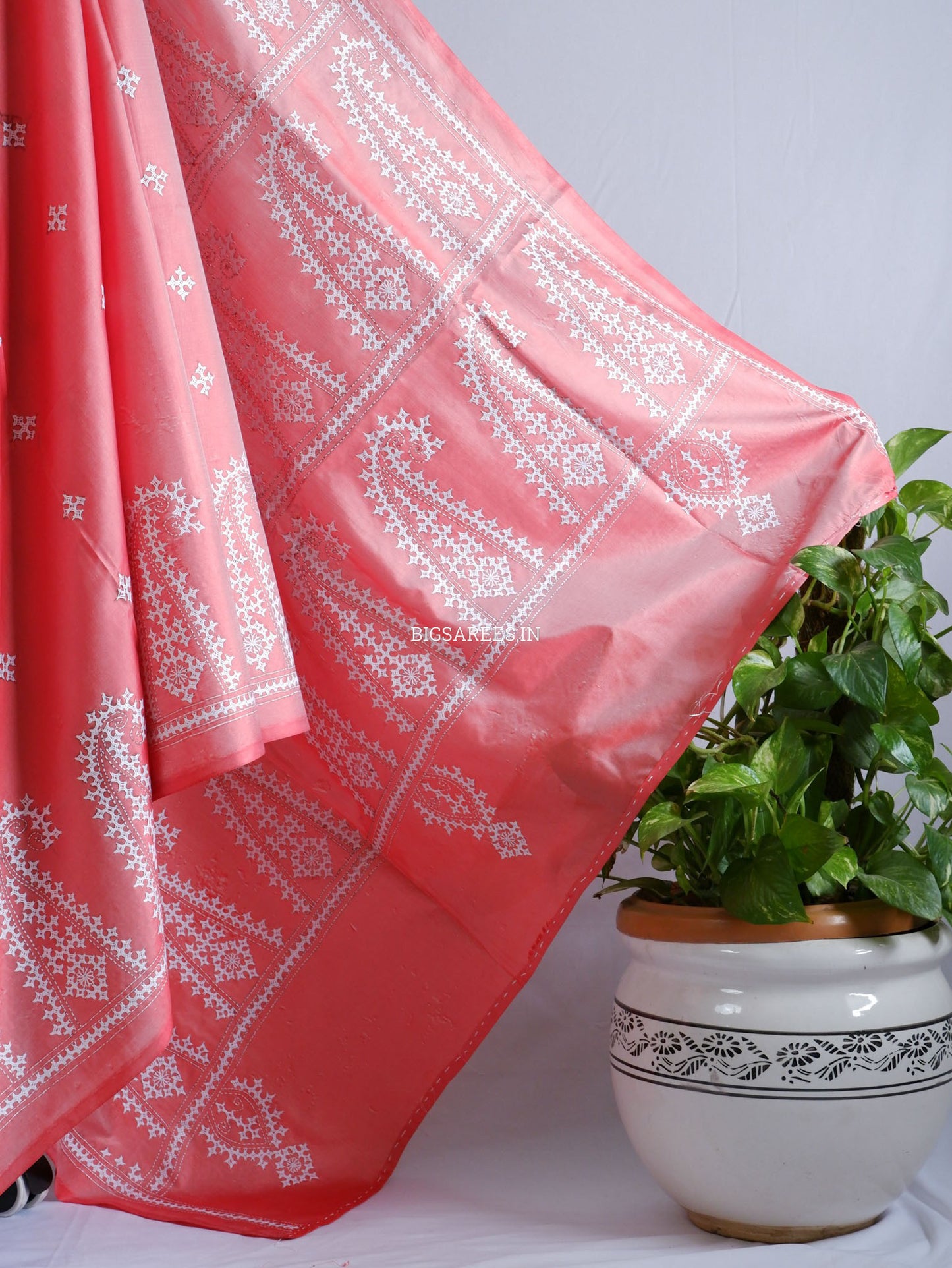 Kutchi/Gujarati Hand Embroidered Saree  | Blended Bangalore Silk / Art Silk | Cherry Pink (Dual Tone)
