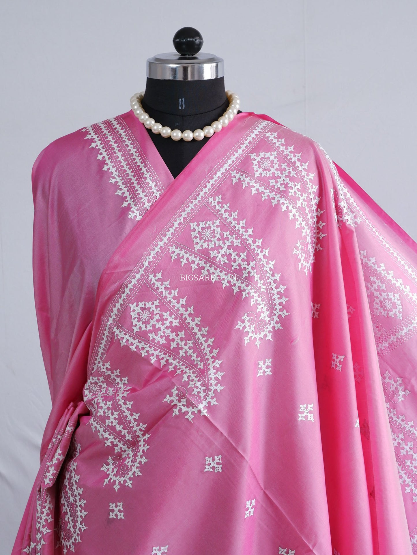 Kutchi/Gujarati Hand Embroidered Saree  | Blended Bangalore Silk / Art Silk | Light Pink