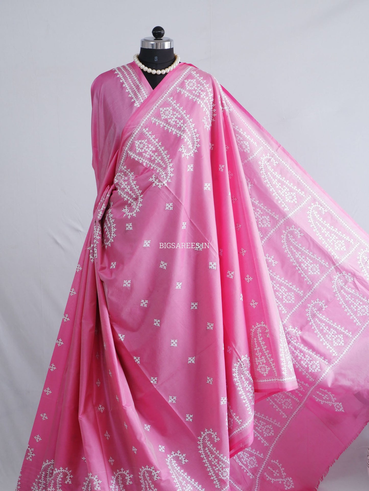 Kutchi/Gujarati Hand Embroidered Saree  | Blended Bangalore Silk / Art Silk | Light Pink