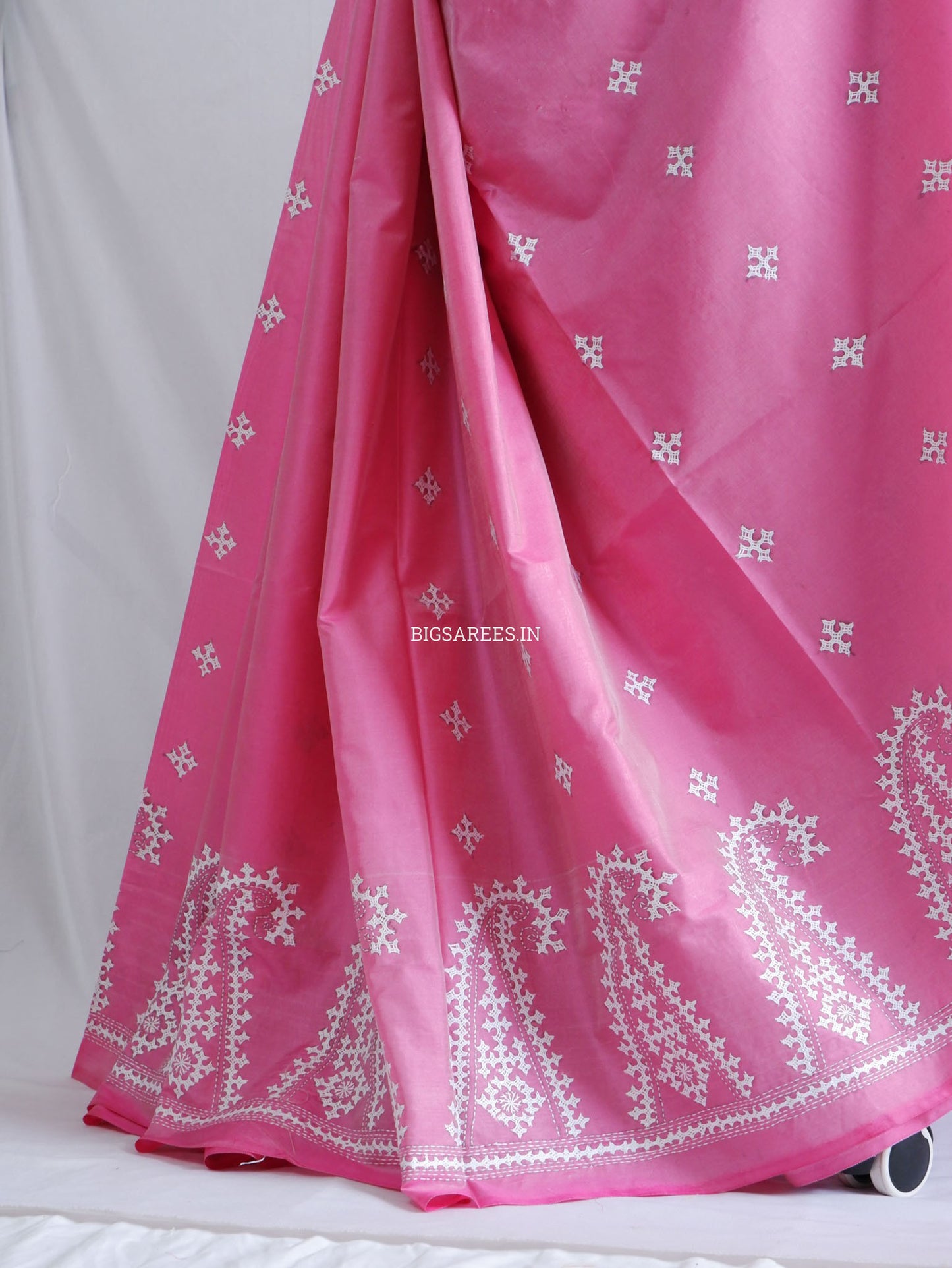 Kutchi/Gujarati Hand Embroidered Saree  | Blended Bangalore Silk / Art Silk | Light Pink