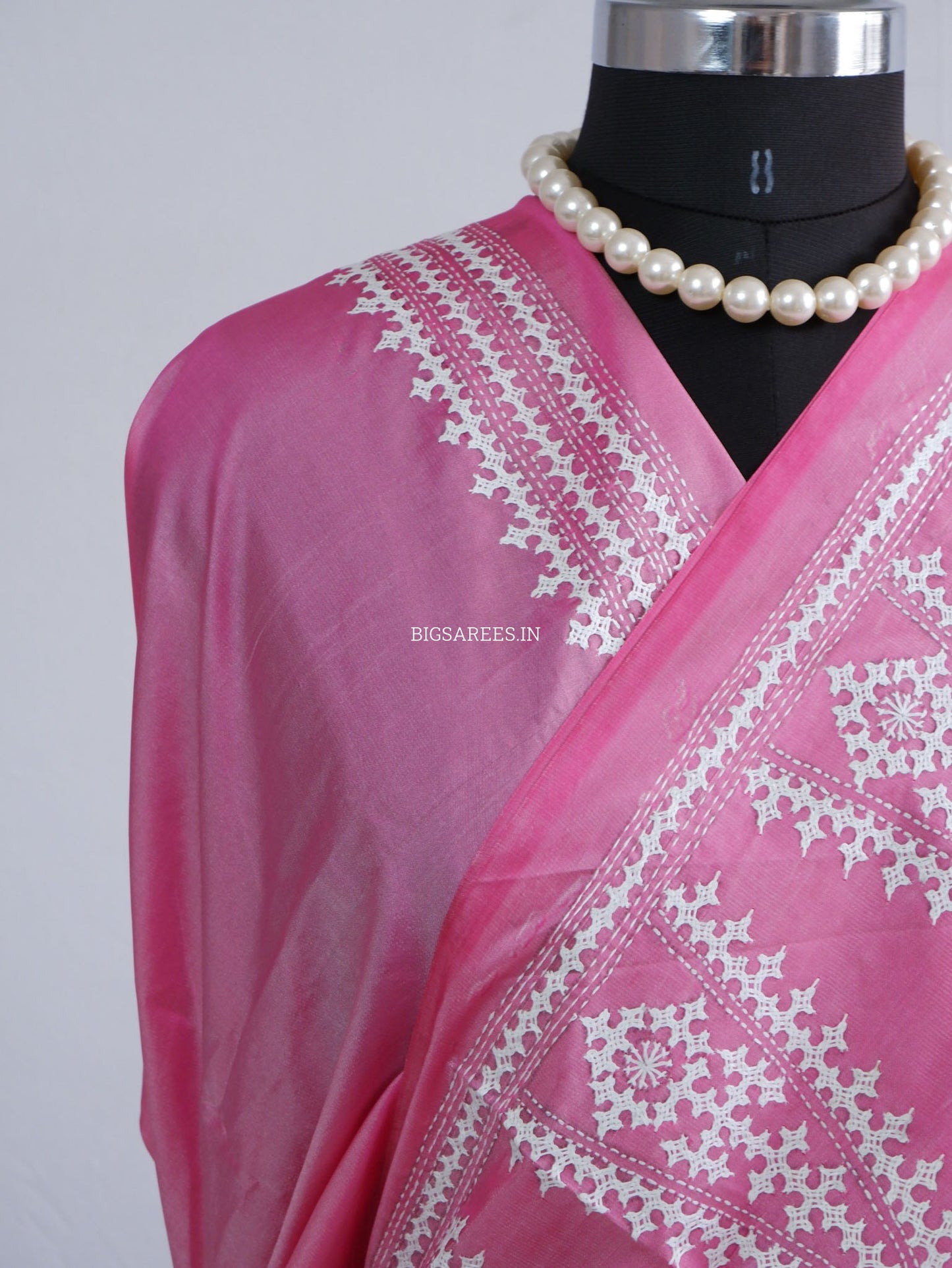 Kutchi/Gujarati Hand Embroidered Saree  | Blended Bangalore Silk / Art Silk | Light Pink