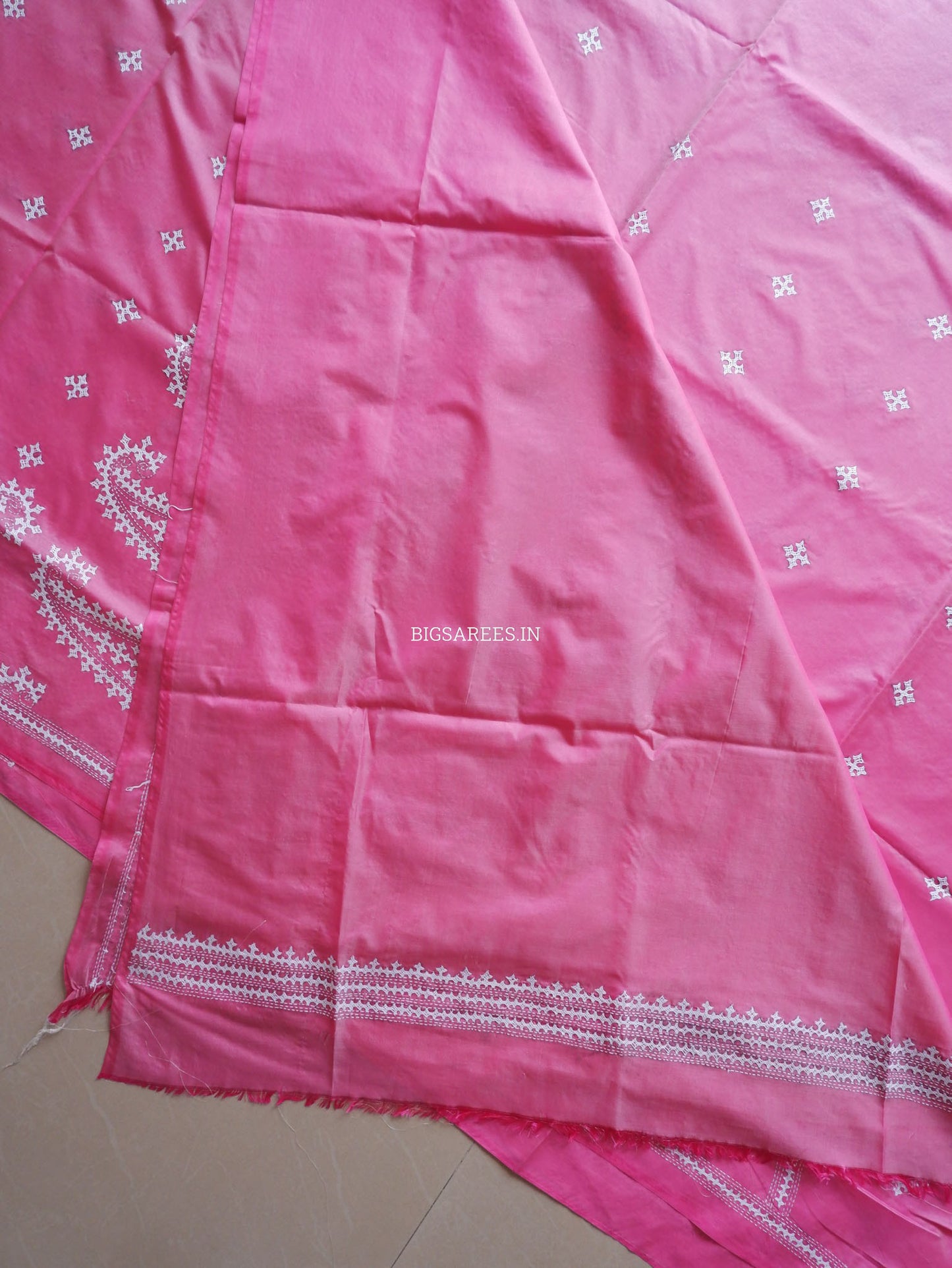 Kutchi/Gujarati Hand Embroidered Saree  | Blended Bangalore Silk / Art Silk | Light Pink