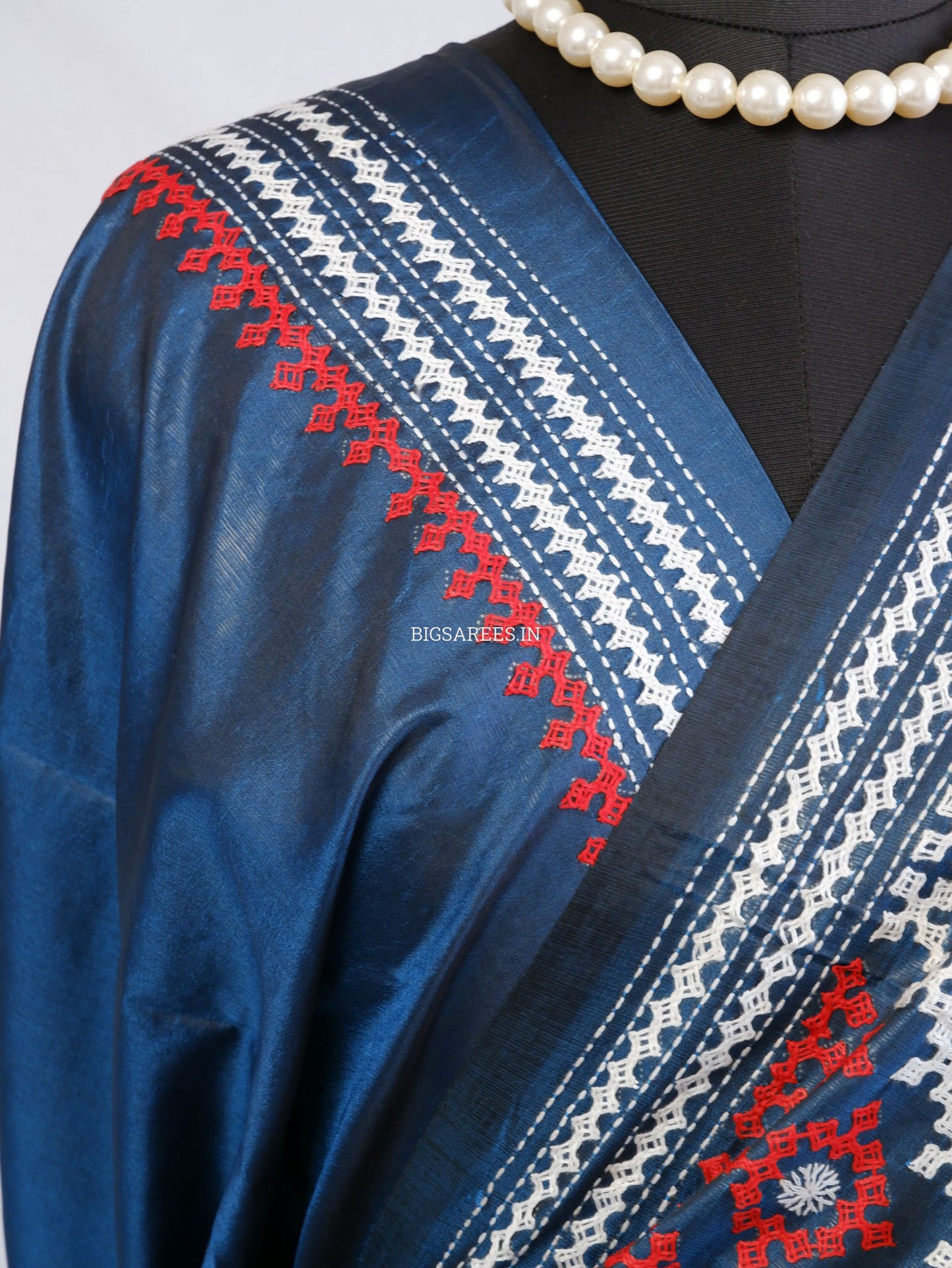 Kutchi/Gujarati Hand Embroidered Saree  | Blended Bangalore Silk / Art Silk | Cerulean Blue