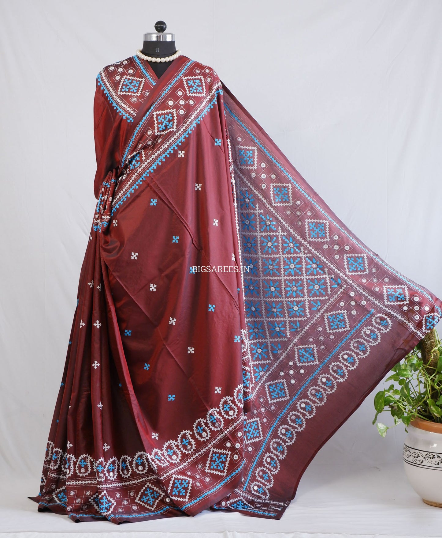 Kutchi/Gujarati Hand Embroidered Saree  | Blended Bangalore Silk / Art Silk | Maroon