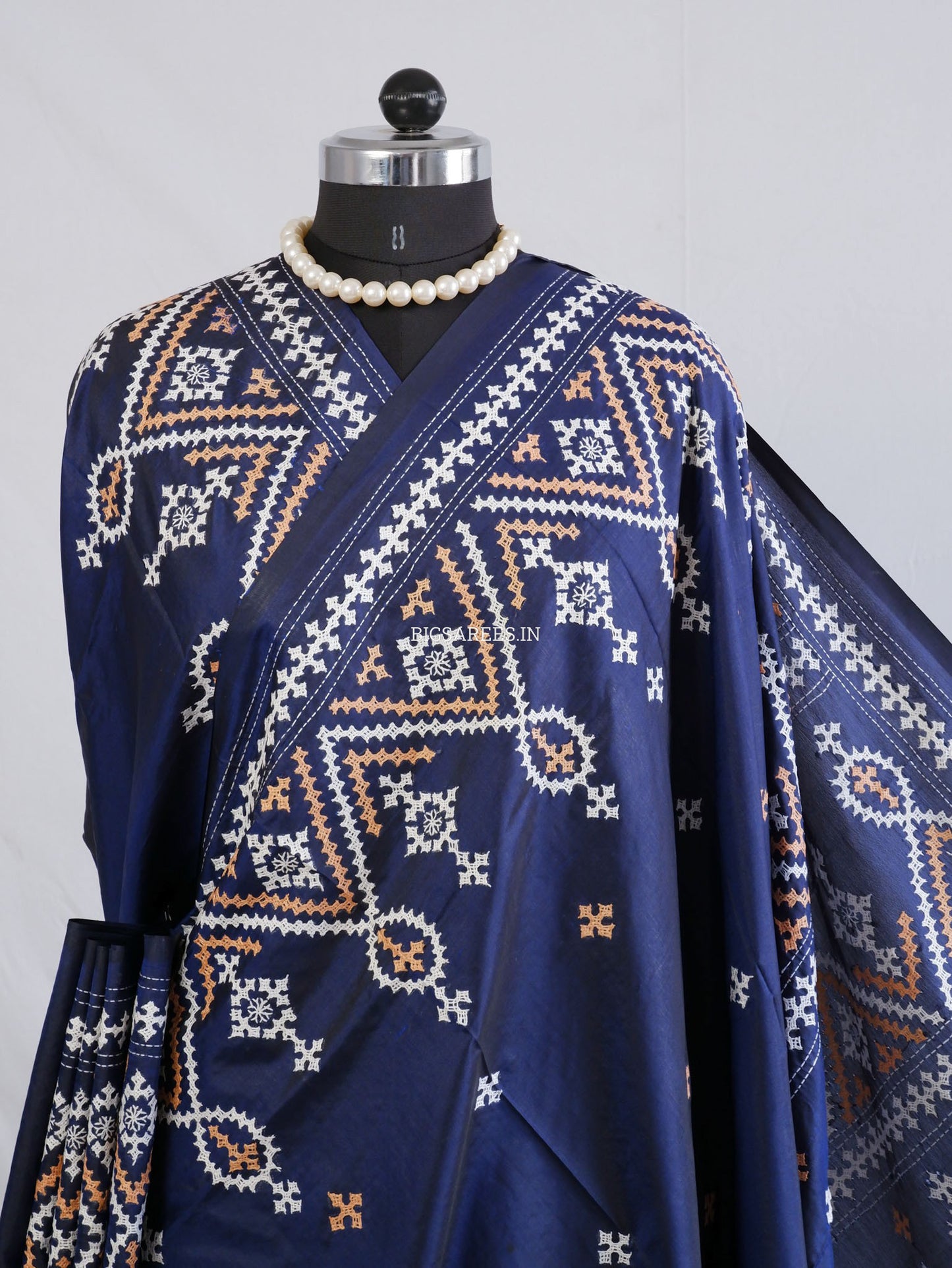 Kutchi/Gujarati Hand Embroidered Saree  | Blended Bangalore Silk / Art Silk | Dark Navy Blue