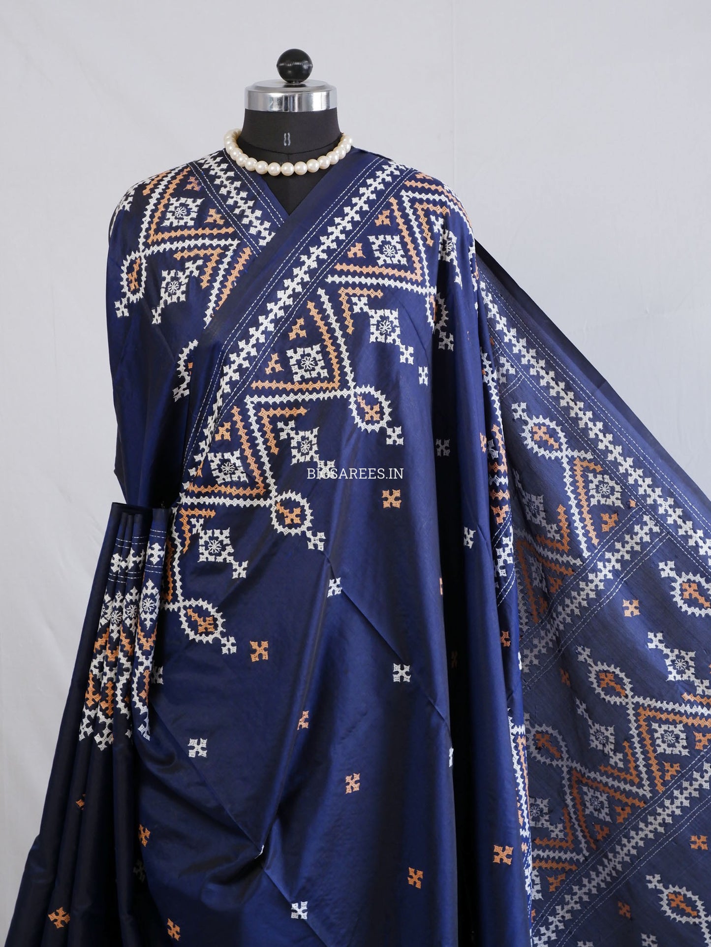 Kutchi/Gujarati Hand Embroidered Saree  | Blended Bangalore Silk / Art Silk | Dark Navy Blue