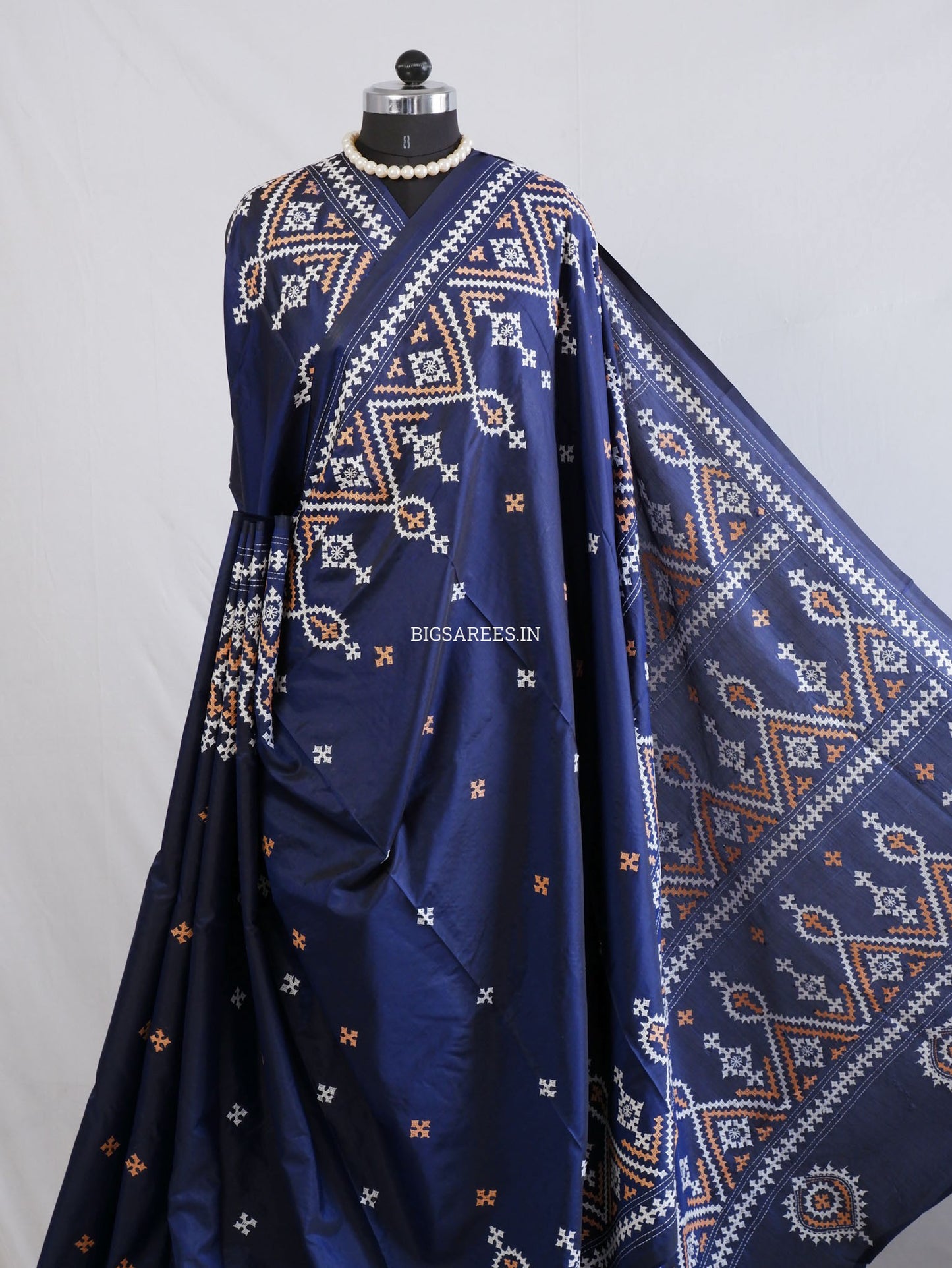 Kutchi/Gujarati Hand Embroidered Saree  | Blended Bangalore Silk / Art Silk | Dark Navy Blue