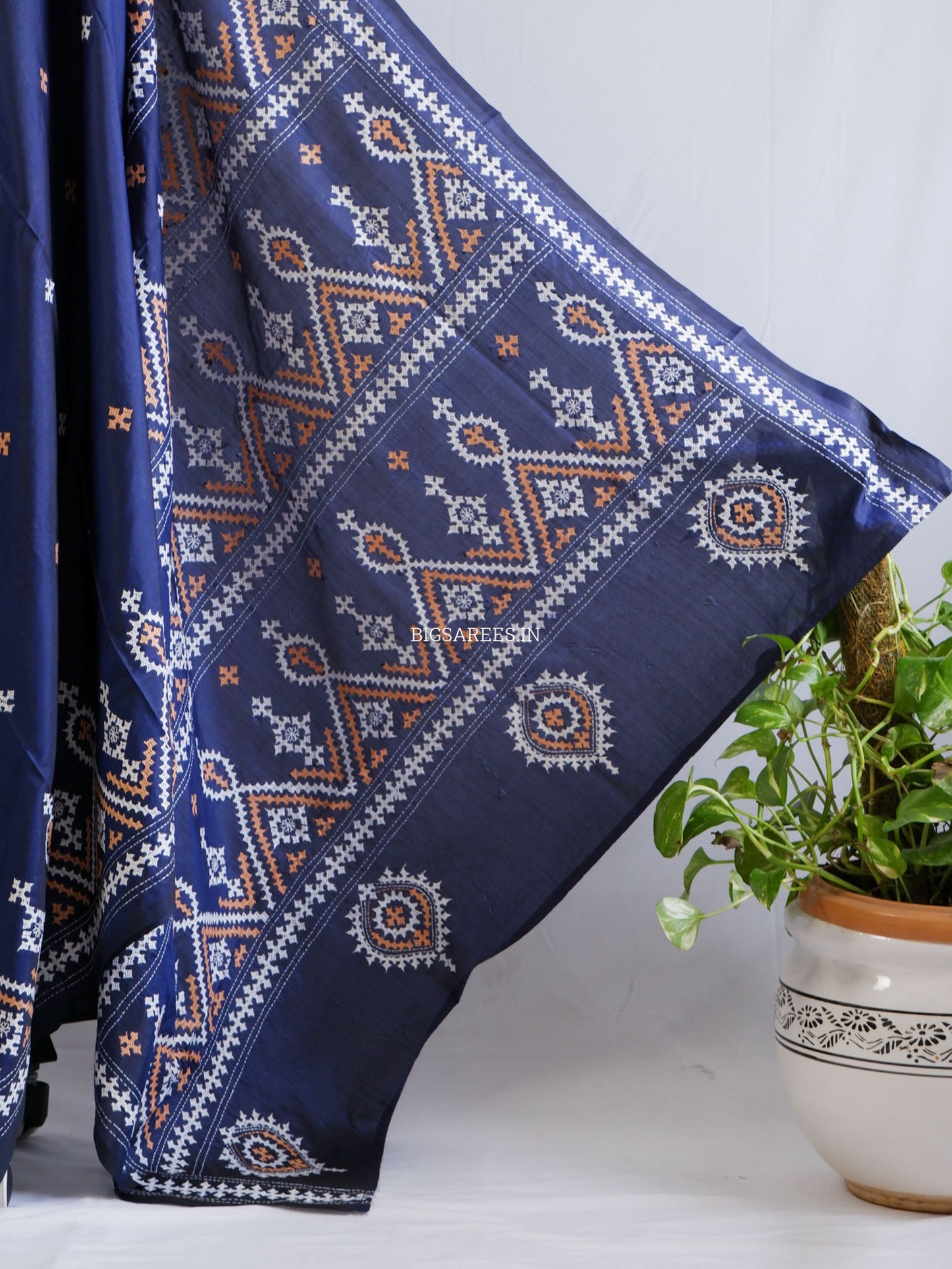 Kutchi/Gujarati Hand Embroidered Saree  | Blended Bangalore Silk / Art Silk | Dark Navy Blue