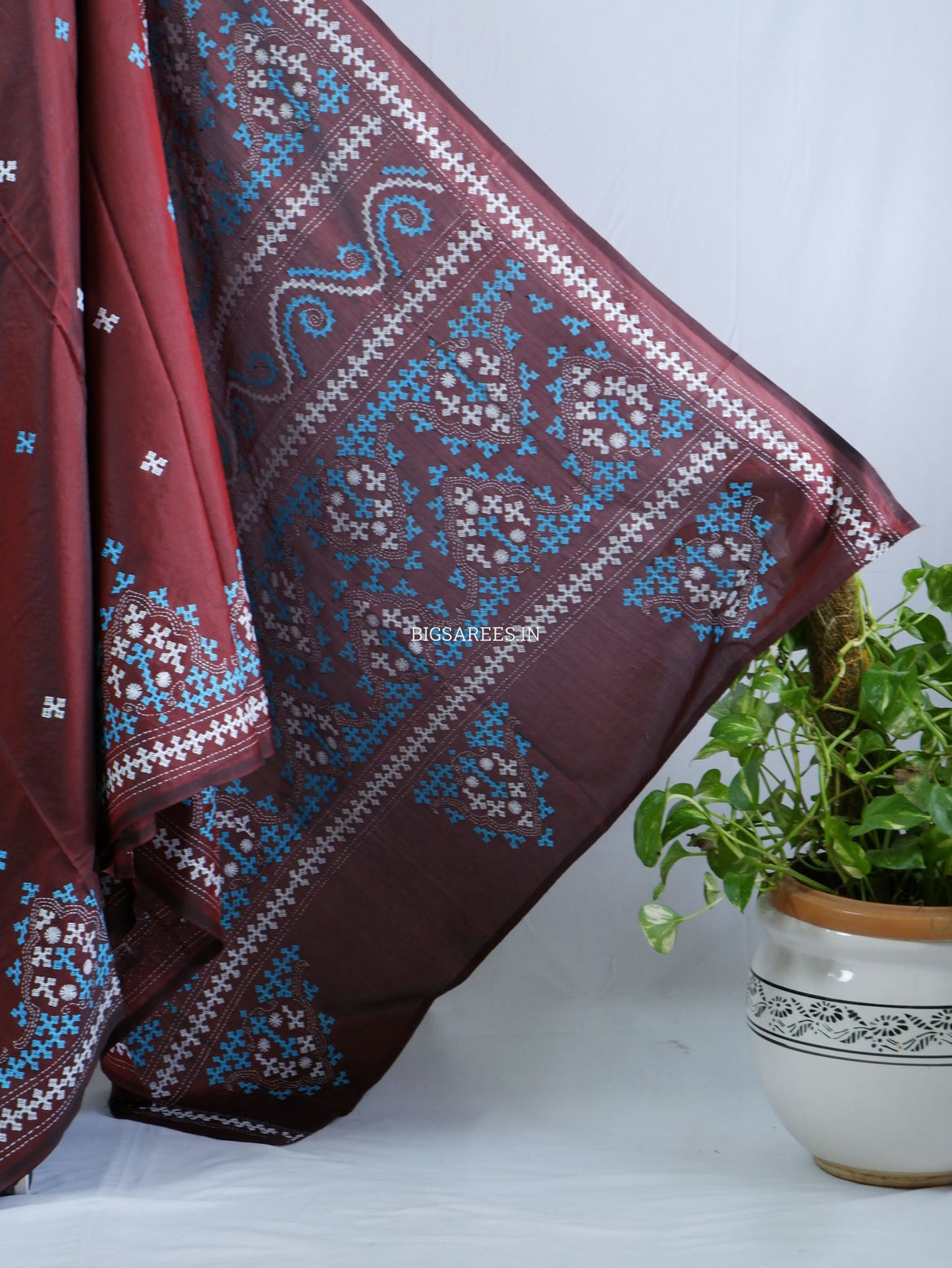 Kutchi/Gujarati Hand Embroidered Saree  | Blended Bangalore Silk / Art Silk | Maroon