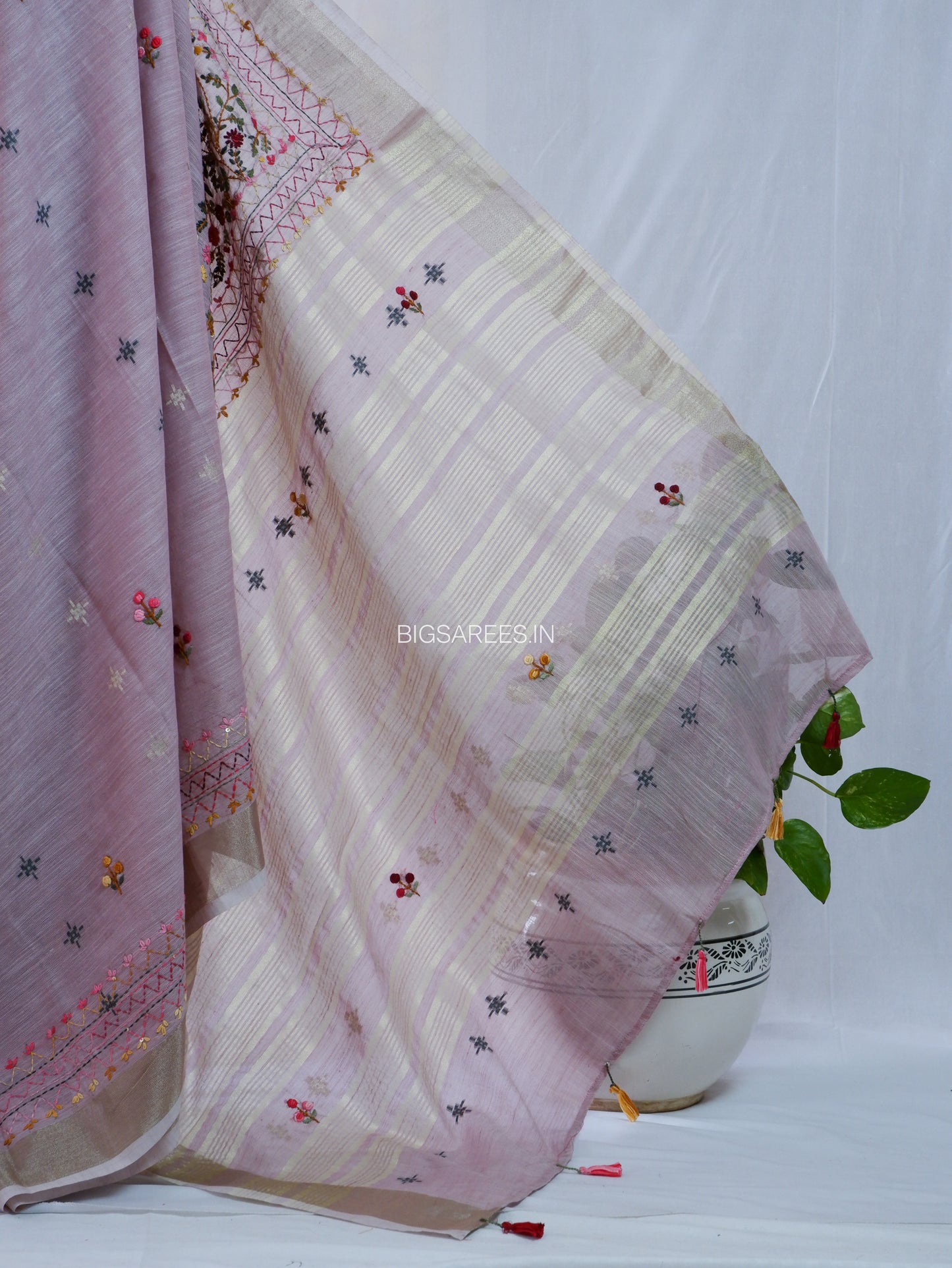 Bullion Knot Hand-Embroidered Saree | Khadi Linen | Parsi Needlework | Lavender