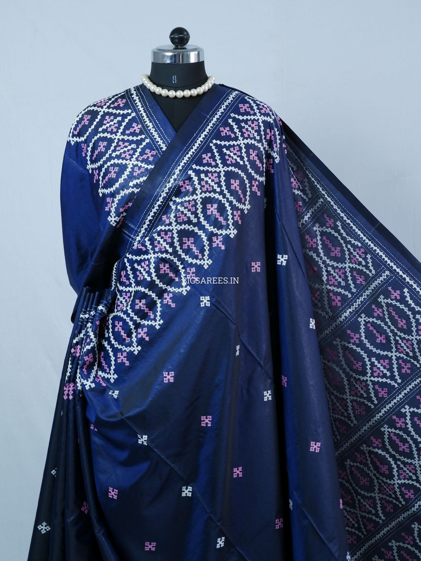 Kutchi/Gujarati Hand Embroidered Saree  | Blended Bangalore Silk / Art Silk | Dark Navy Blue