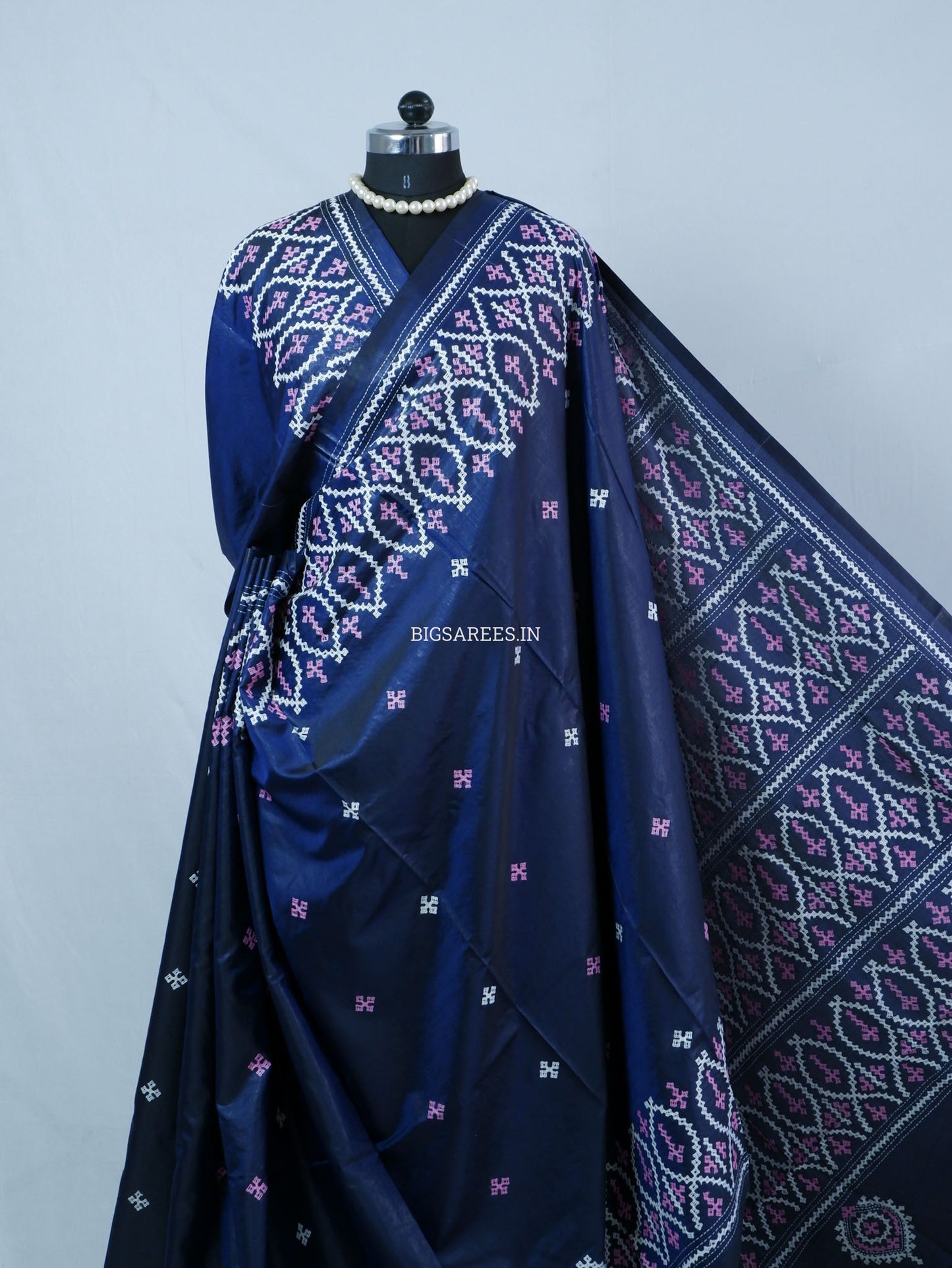 Kutchi/Gujarati Hand Embroidered Saree  | Blended Bangalore Silk / Art Silk | Dark Navy Blue