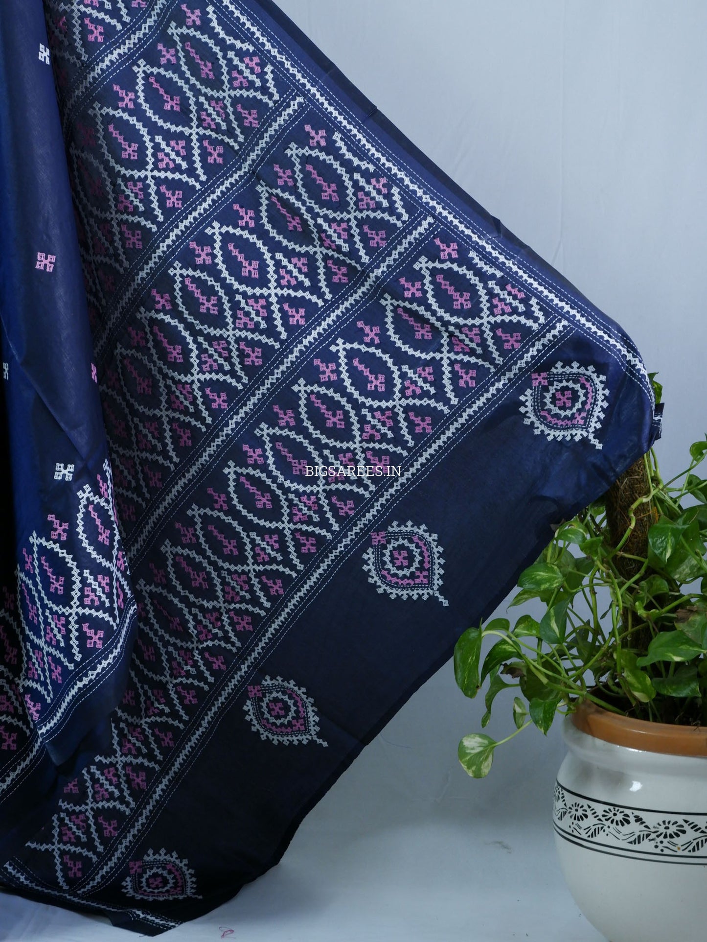 Kutchi/Gujarati Hand Embroidered Saree  | Blended Bangalore Silk / Art Silk | Dark Navy Blue