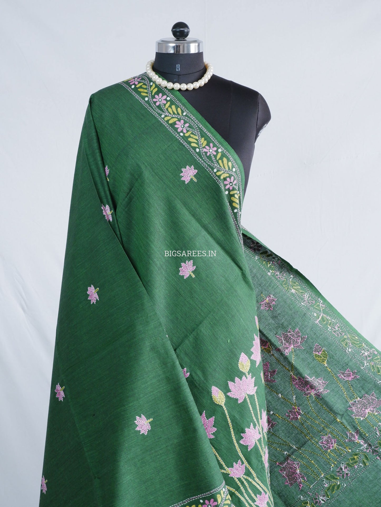 Hand-Embroidered Kantha Stitch Dupatta | Khadi Cotton | Dark Green