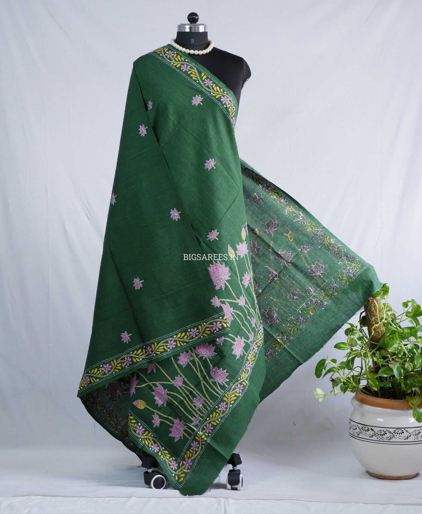 Hand-Embroidered Kantha Stitch Dupatta | Khadi Cotton | Dark Green