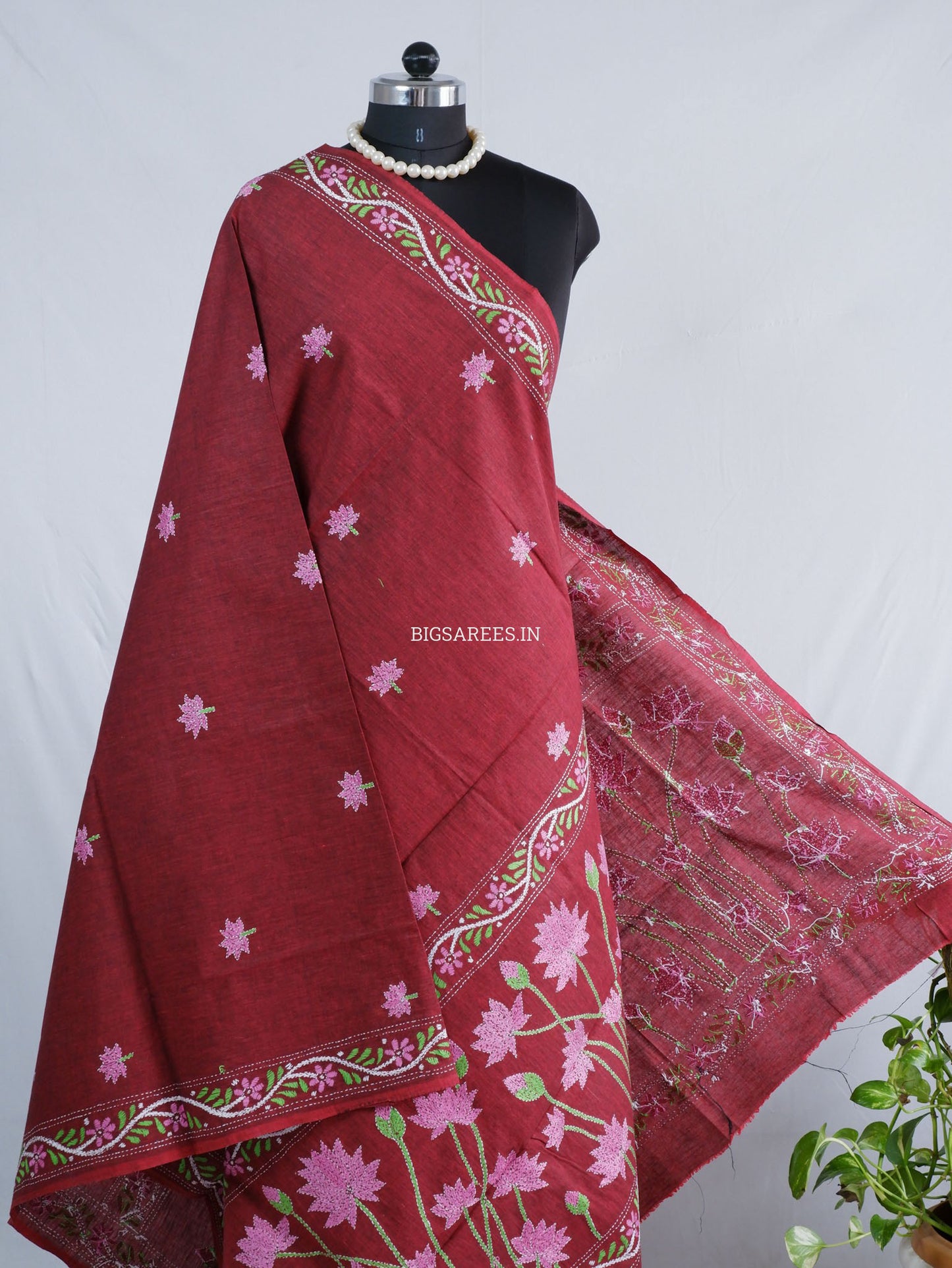 Hand-Embroidered Kantha Stitch Dupatta | Khadi Cotton | Maroon