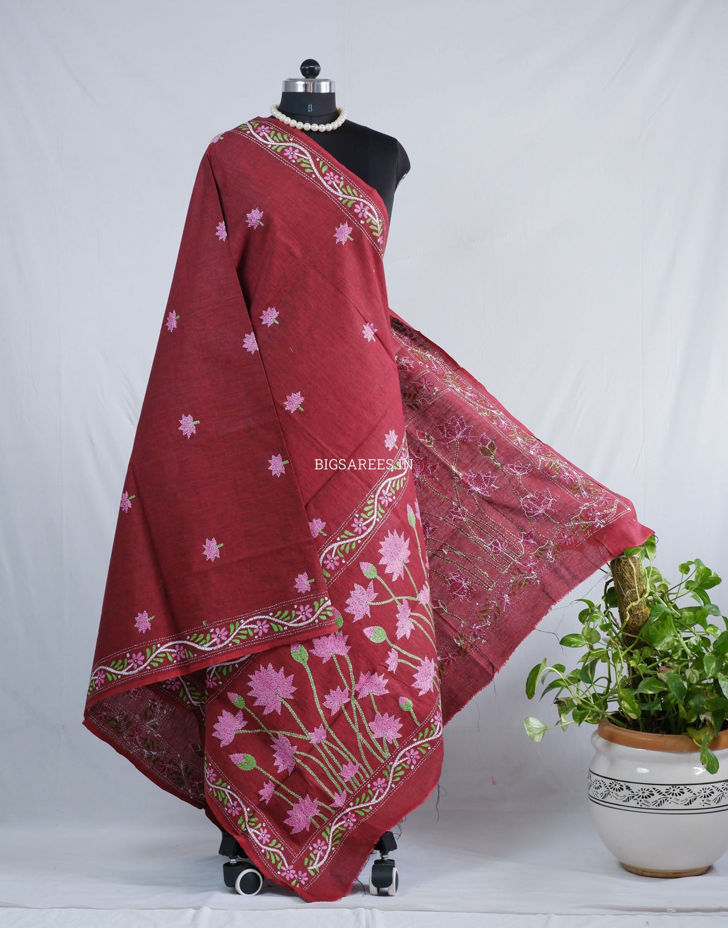 Hand-Embroidered Kantha Stitch Dupatta | Khadi Cotton | Maroon