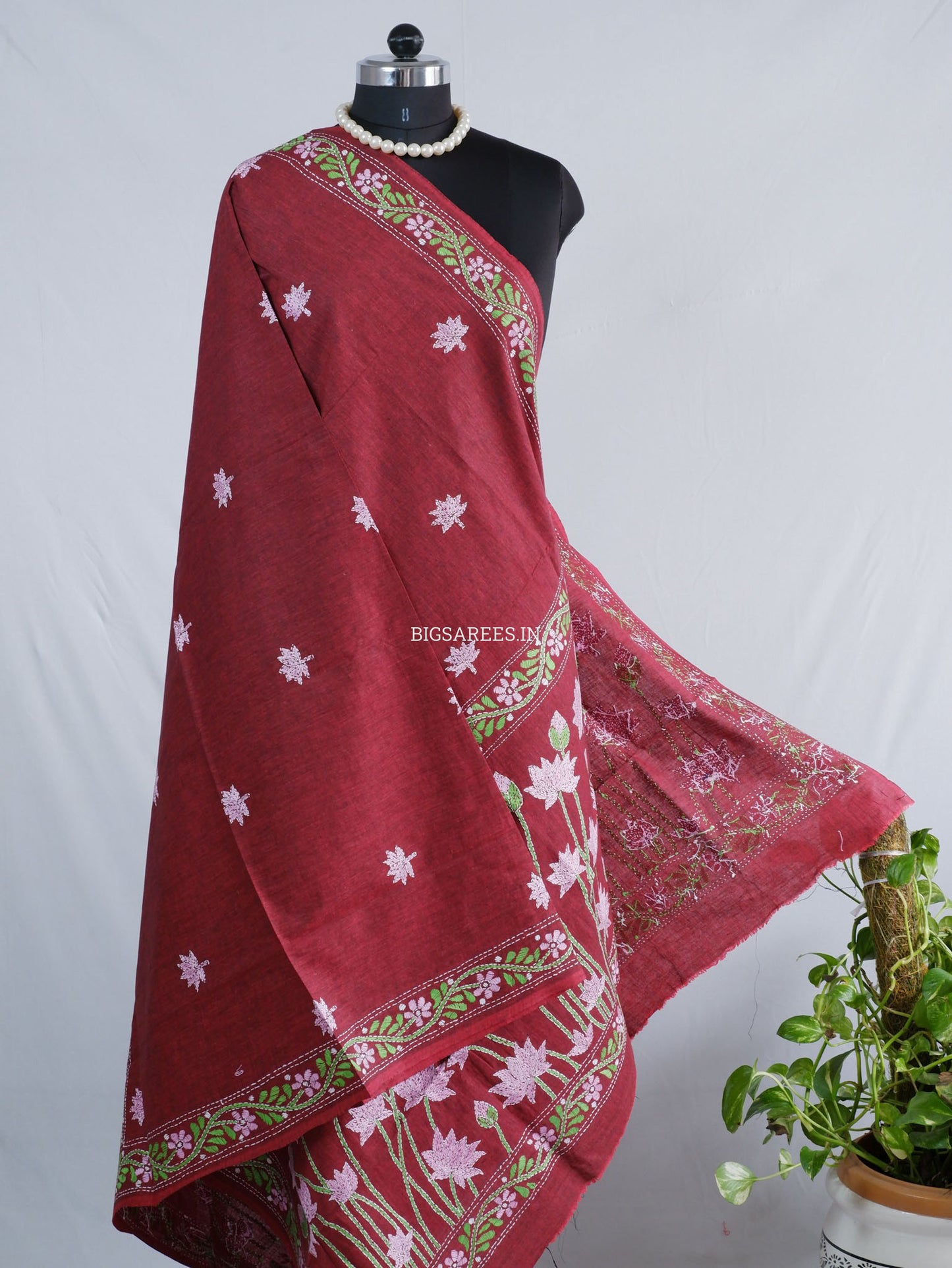 Hand-Embroidered Kantha Stitch Dupatta | Khadi Cotton | Maroon