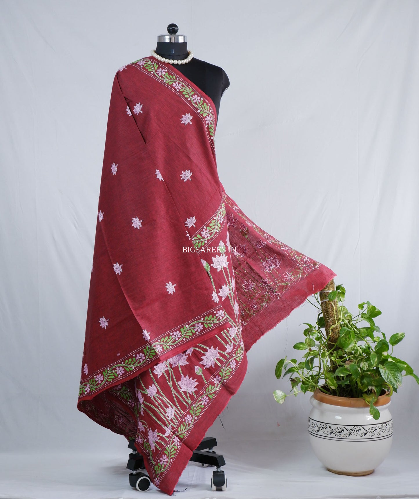 Hand-Embroidered Kantha Stitch Dupatta | Khadi Cotton | Maroon