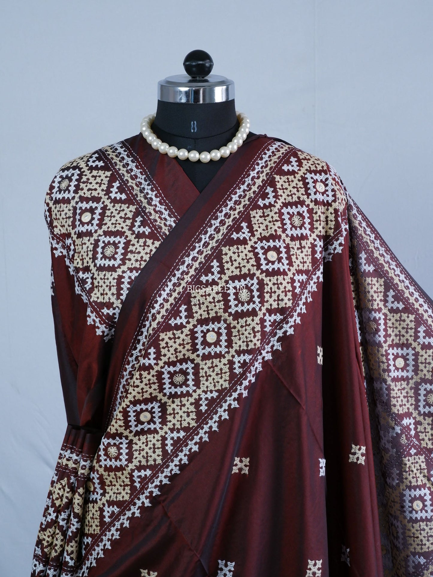 Kutchi/Gujarati Stitch Hand Embroidered Saree | Art Silk | Foil Mirror | Maroon