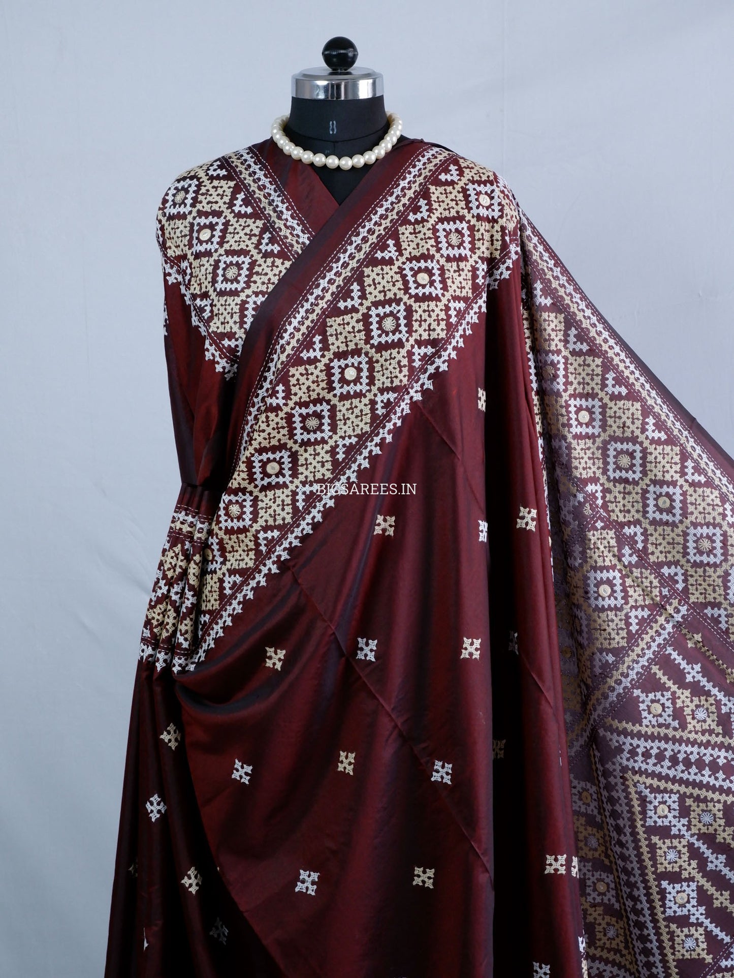 Kutchi/Gujarati Stitch Hand Embroidered Saree | Art Silk | Foil Mirror | Maroon