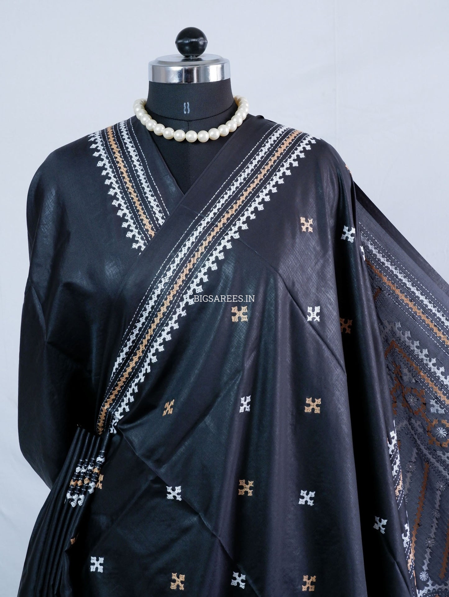 Kutchi/Gujarati Hand Embroidered Saree  | Blended Bangalore Silk / Art Silk | Black