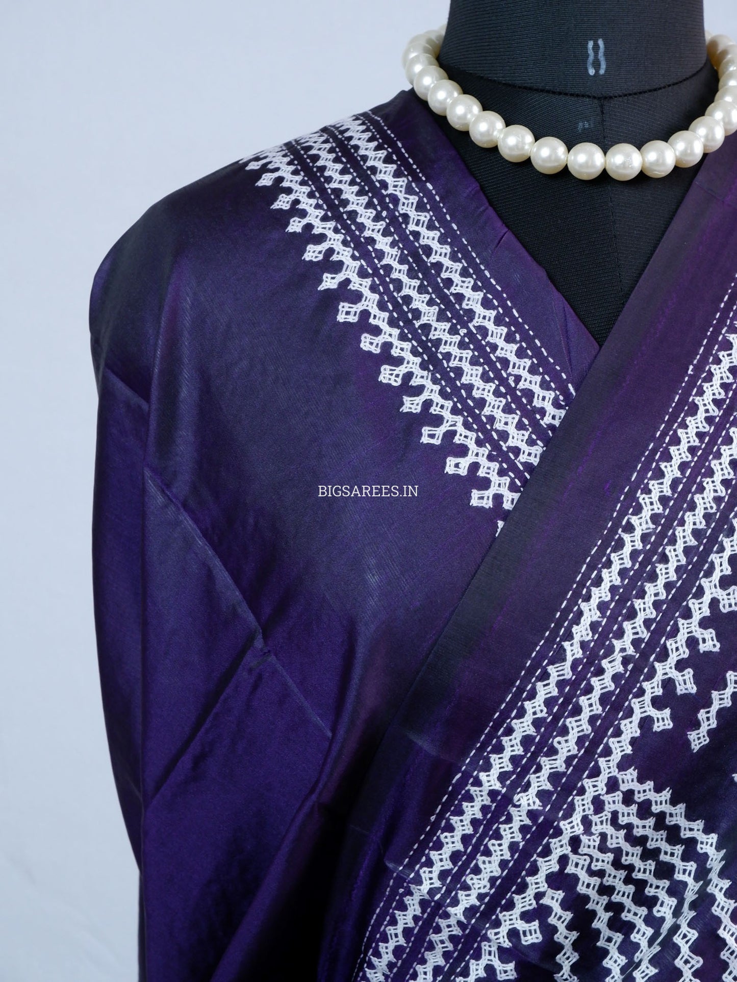 Kutchi/Gujarati Hand Embroidered Saree  | Blended Bangalore Silk / Art Silk | Purple