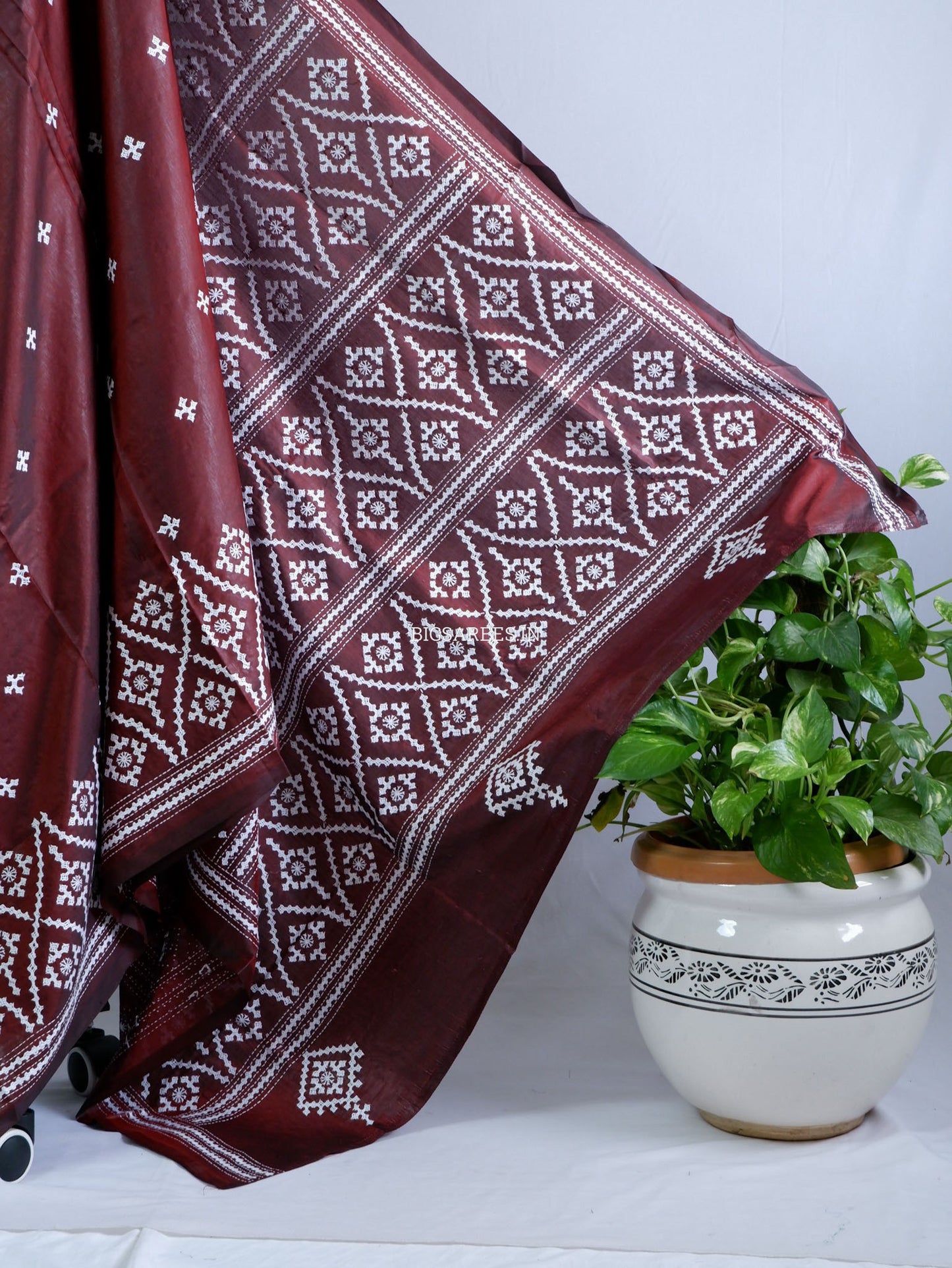 Kutchi/Gujarati Hand Embroidered Saree  | Blended Bangalore Silk / Art Silk | Maroon
