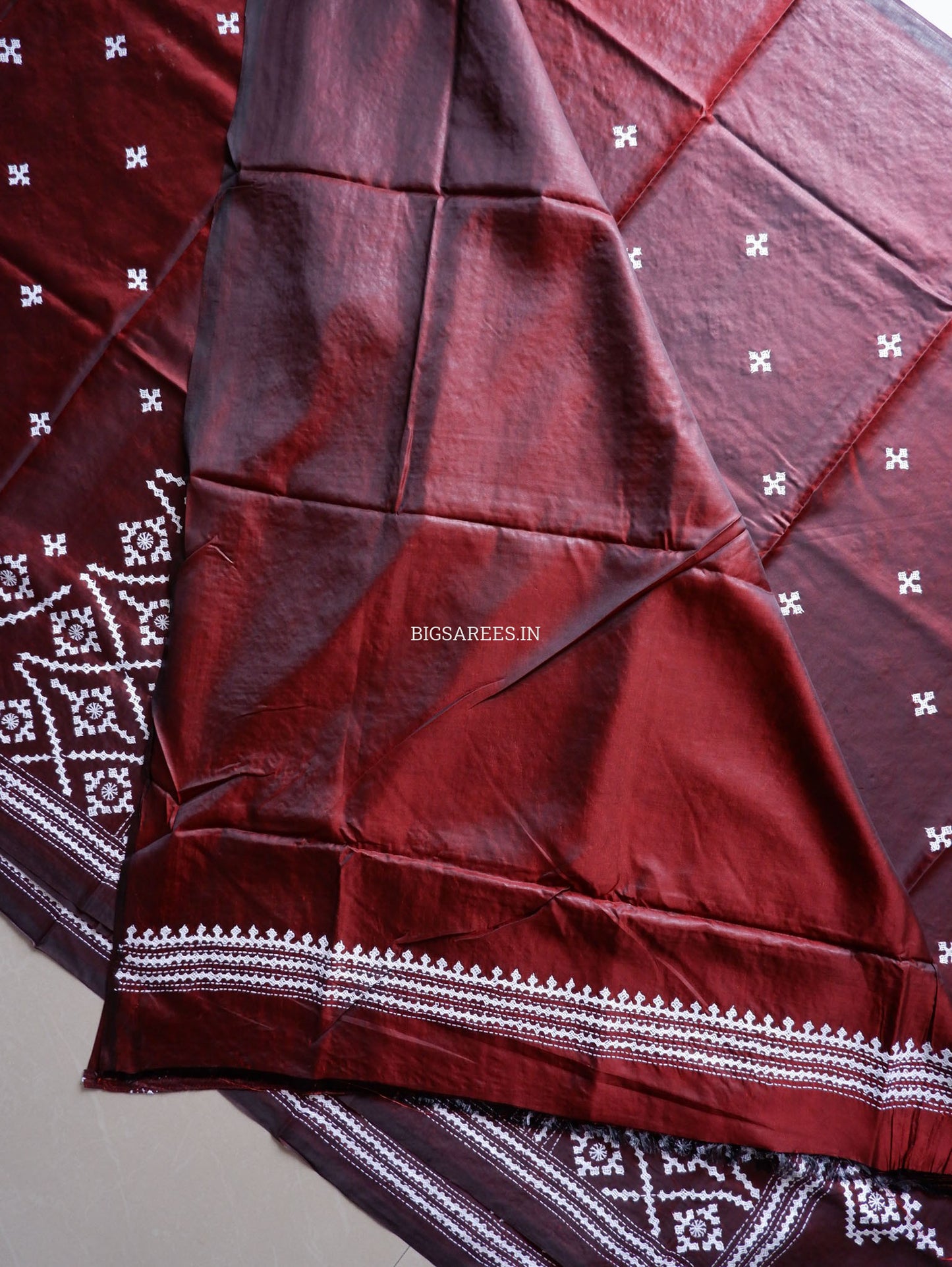 Kutchi/Gujarati Hand Embroidered Saree  | Blended Bangalore Silk / Art Silk | Maroon