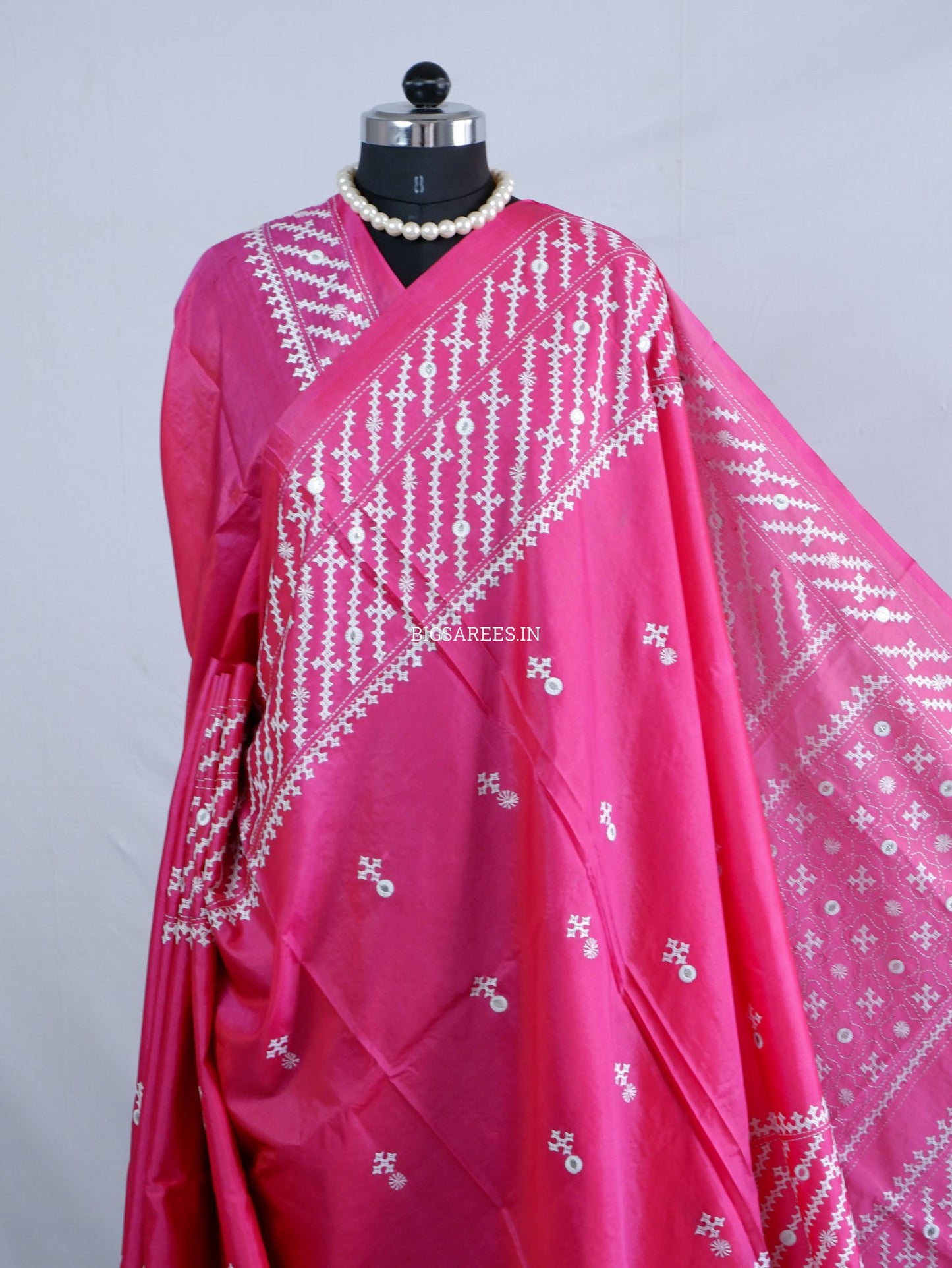 Kutchi/Gujarati Stitch Hand Embroidered Saree | Art Silk | Foil Mirror | Pink