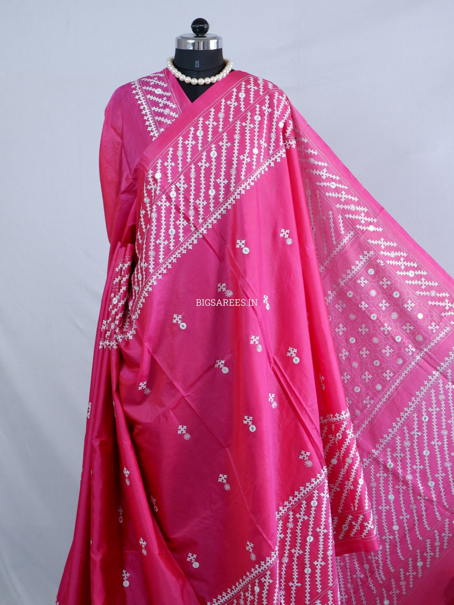 Kutchi/Gujarati Stitch Hand Embroidered Saree | Art Silk | Foil Mirror | Pink