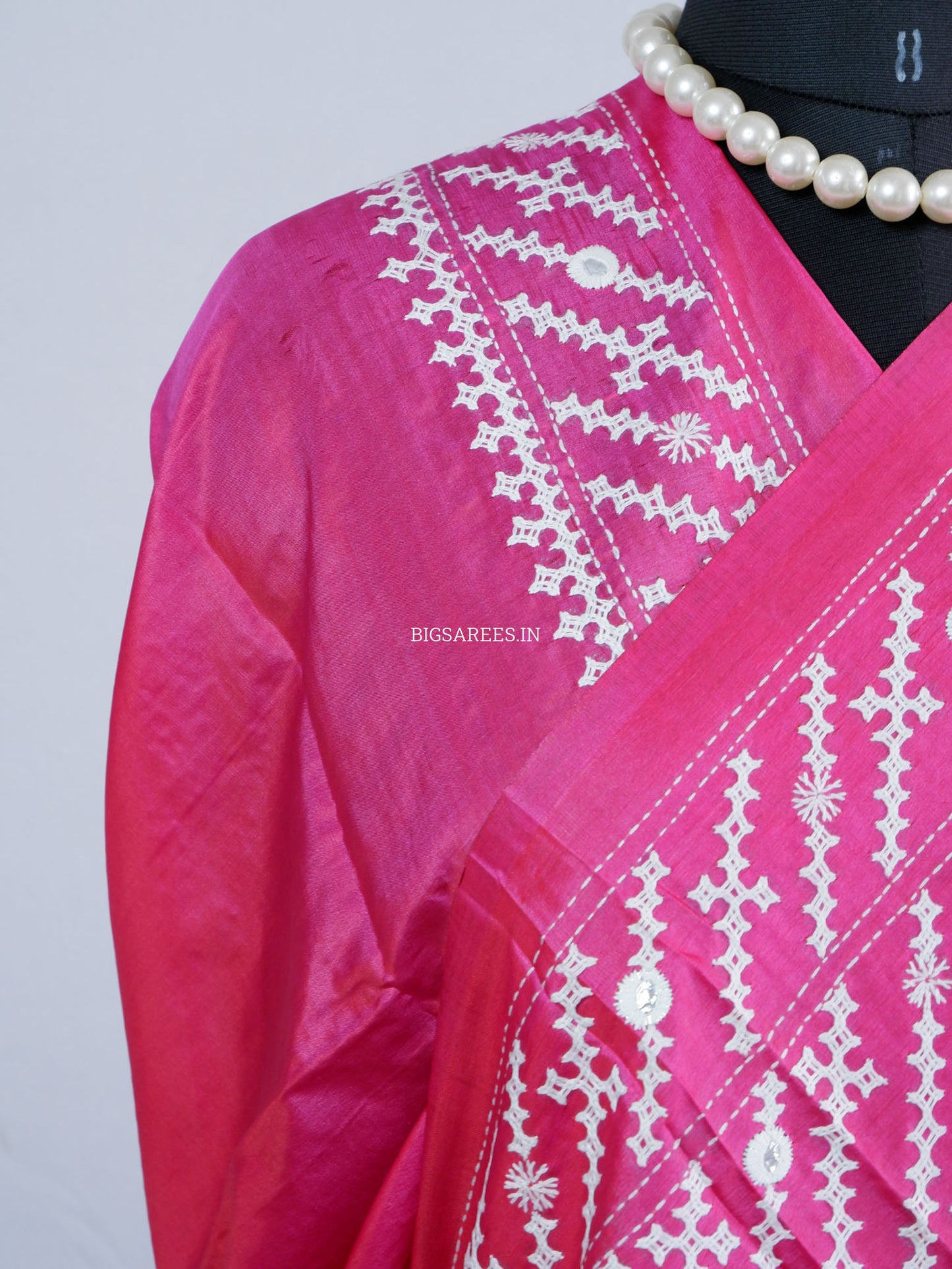 Kutchi/Gujarati Stitch Hand Embroidered Saree | Art Silk | Foil Mirror | Pink