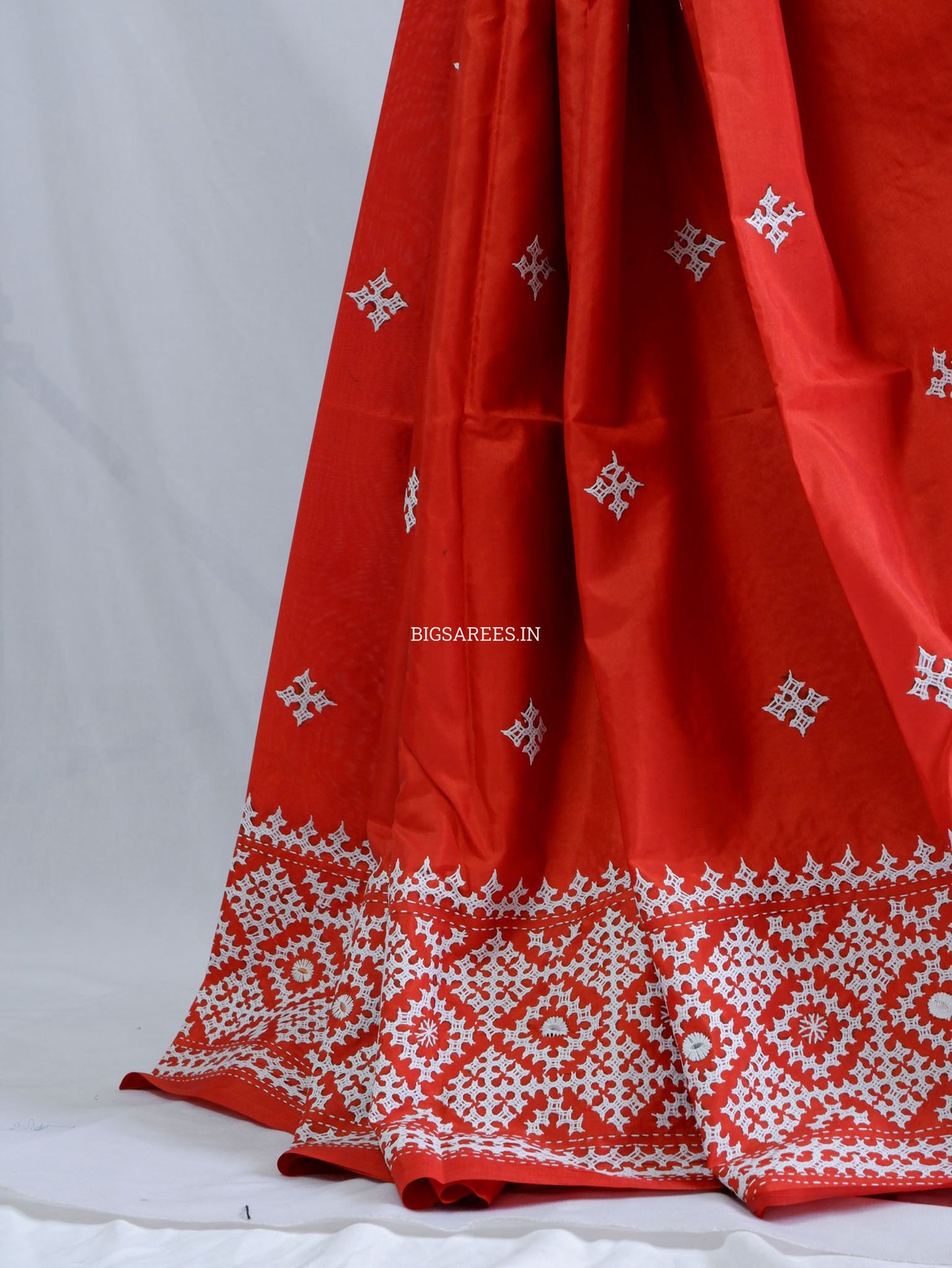 Kutchi/Gujarati Stitch Hand Embroidered Saree | Art Silk | Foil Mirror | Red