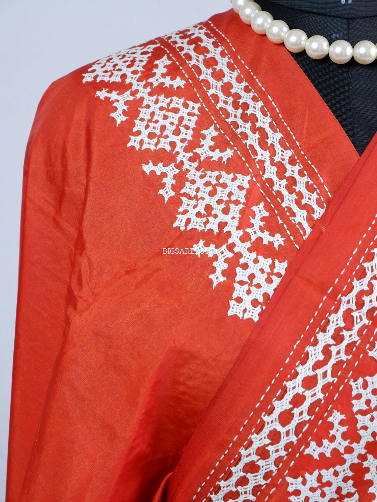 Kutchi/Gujarati Stitch Hand Embroidered Saree | Art Silk | Foil Mirror | Red