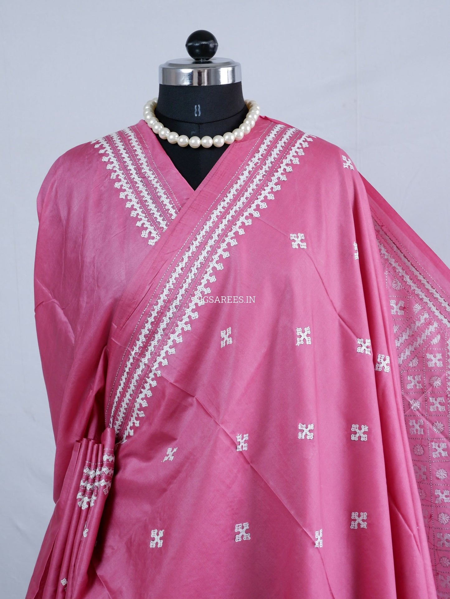 Kutchi/Gujarati Hand Embroidered Saree  | Blended Bangalore Silk / Art Silk | Pink