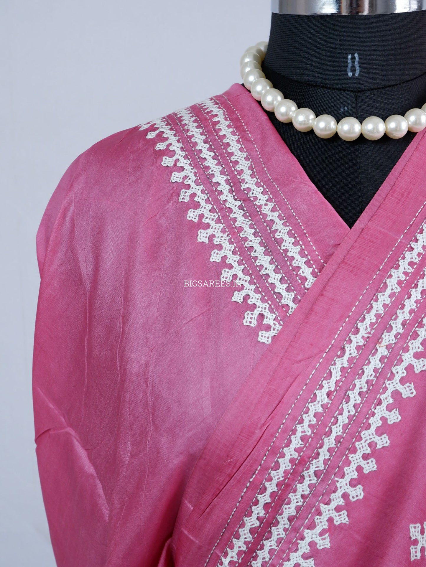 Kutchi/Gujarati Hand Embroidered Saree  | Blended Bangalore Silk / Art Silk | Pink