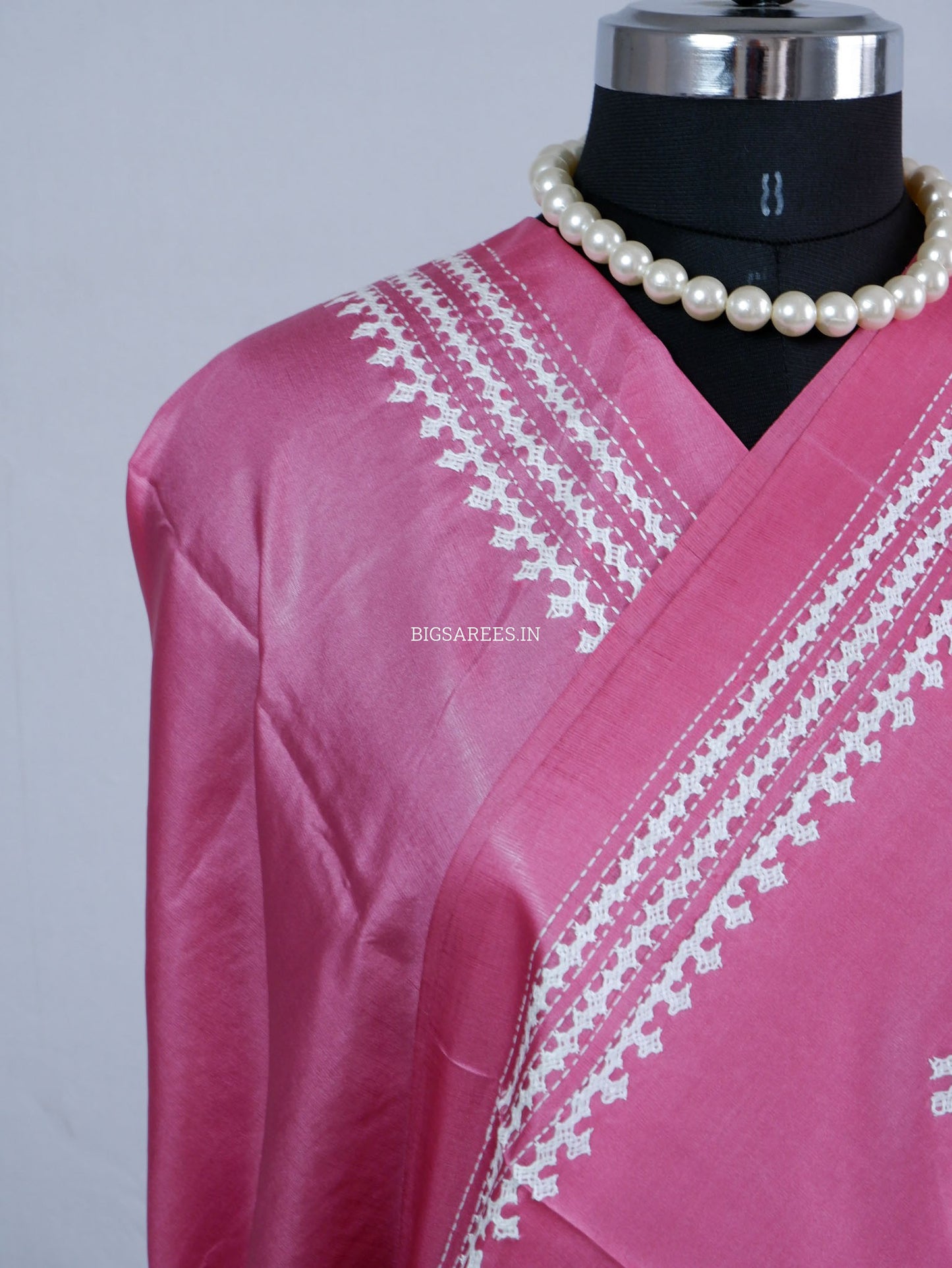 Kutchi/Gujarati Hand Embroidered Saree  | Blended Bangalore Silk / Art Silk | Pink